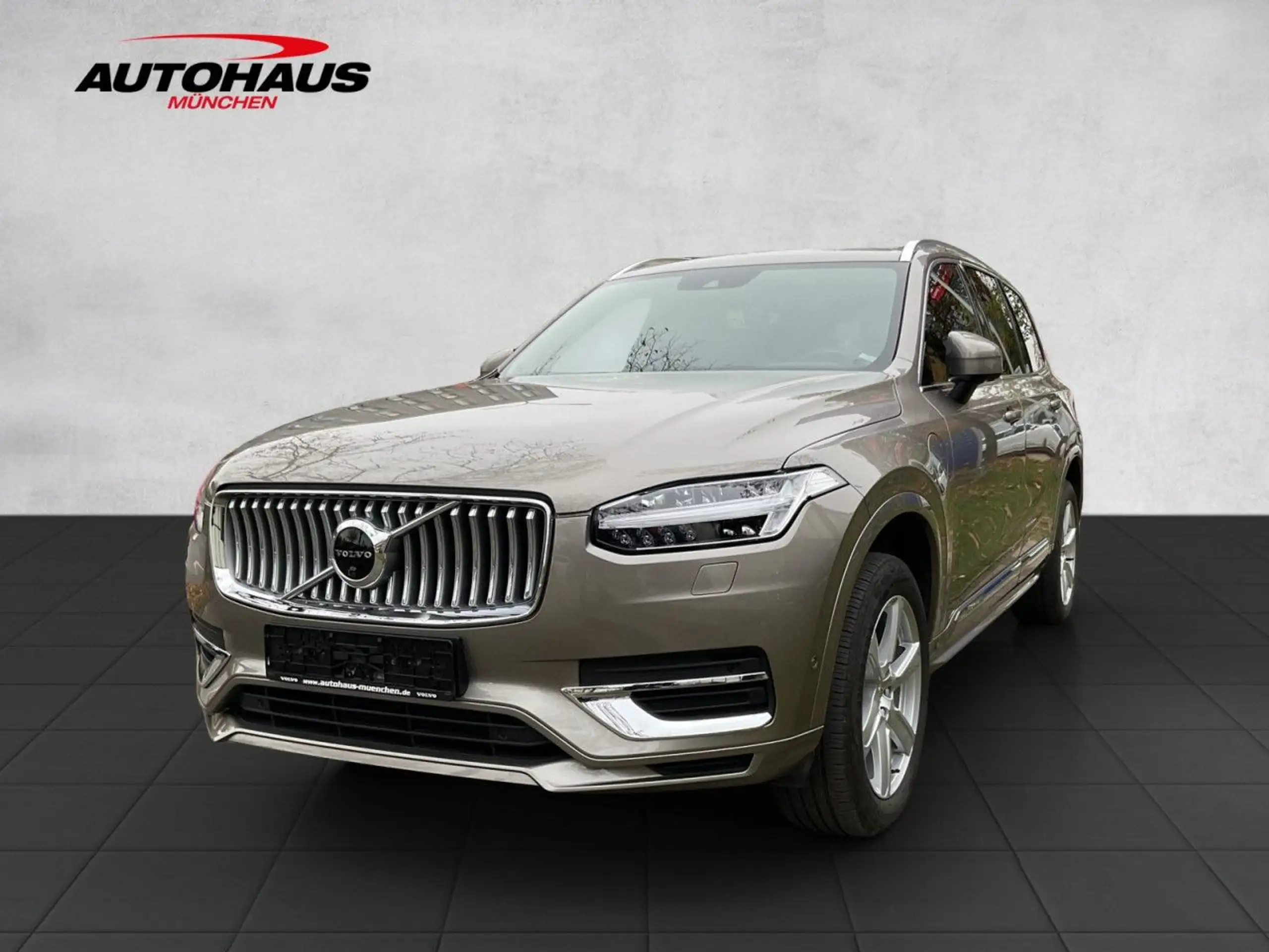 Volvo - XC90