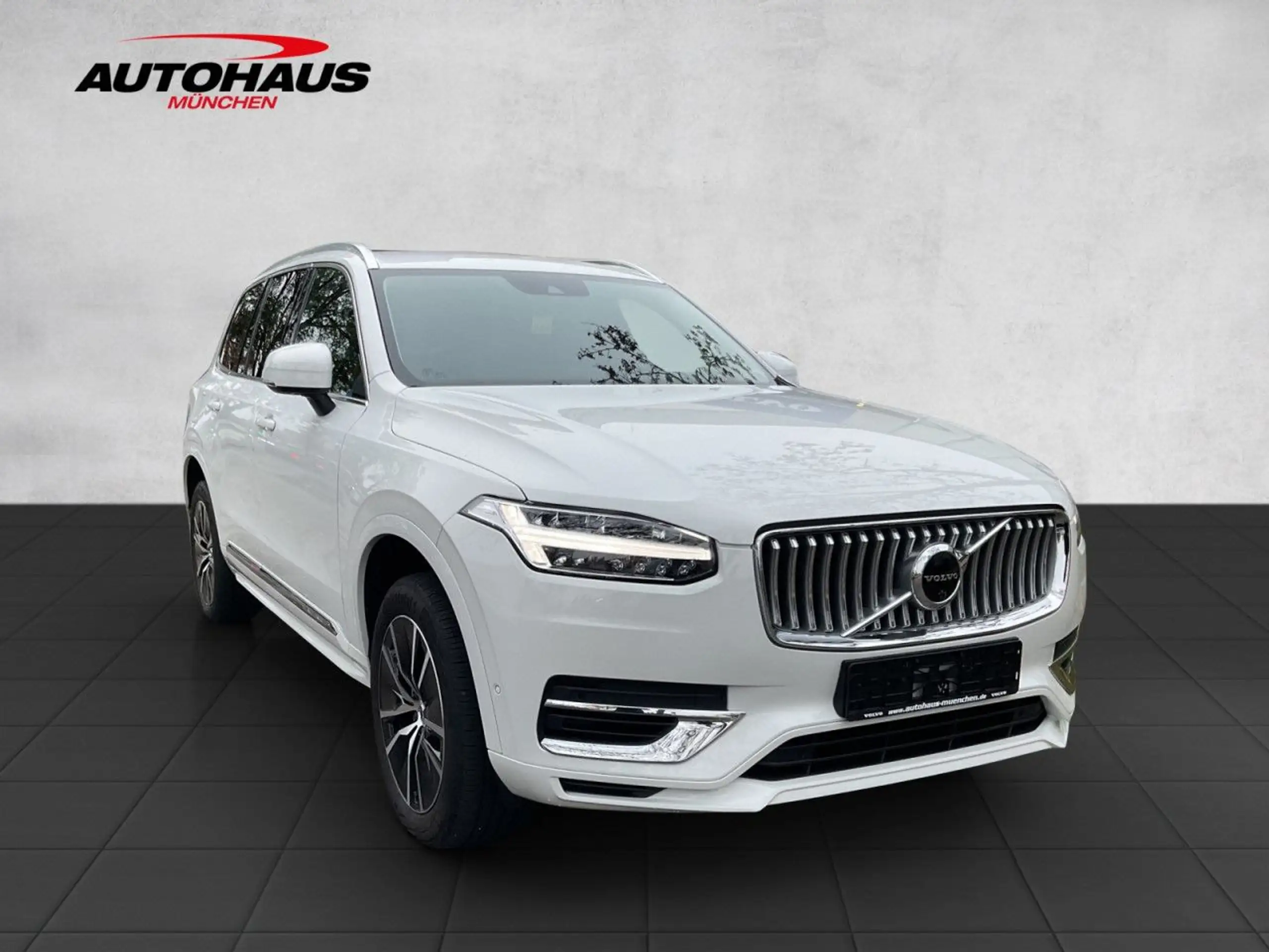 Volvo - XC90