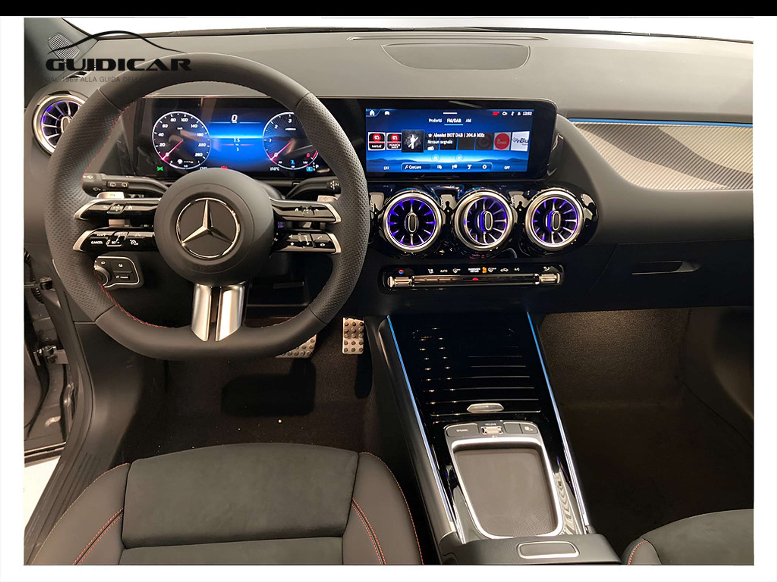 Mercedes-Benz - GLA 180