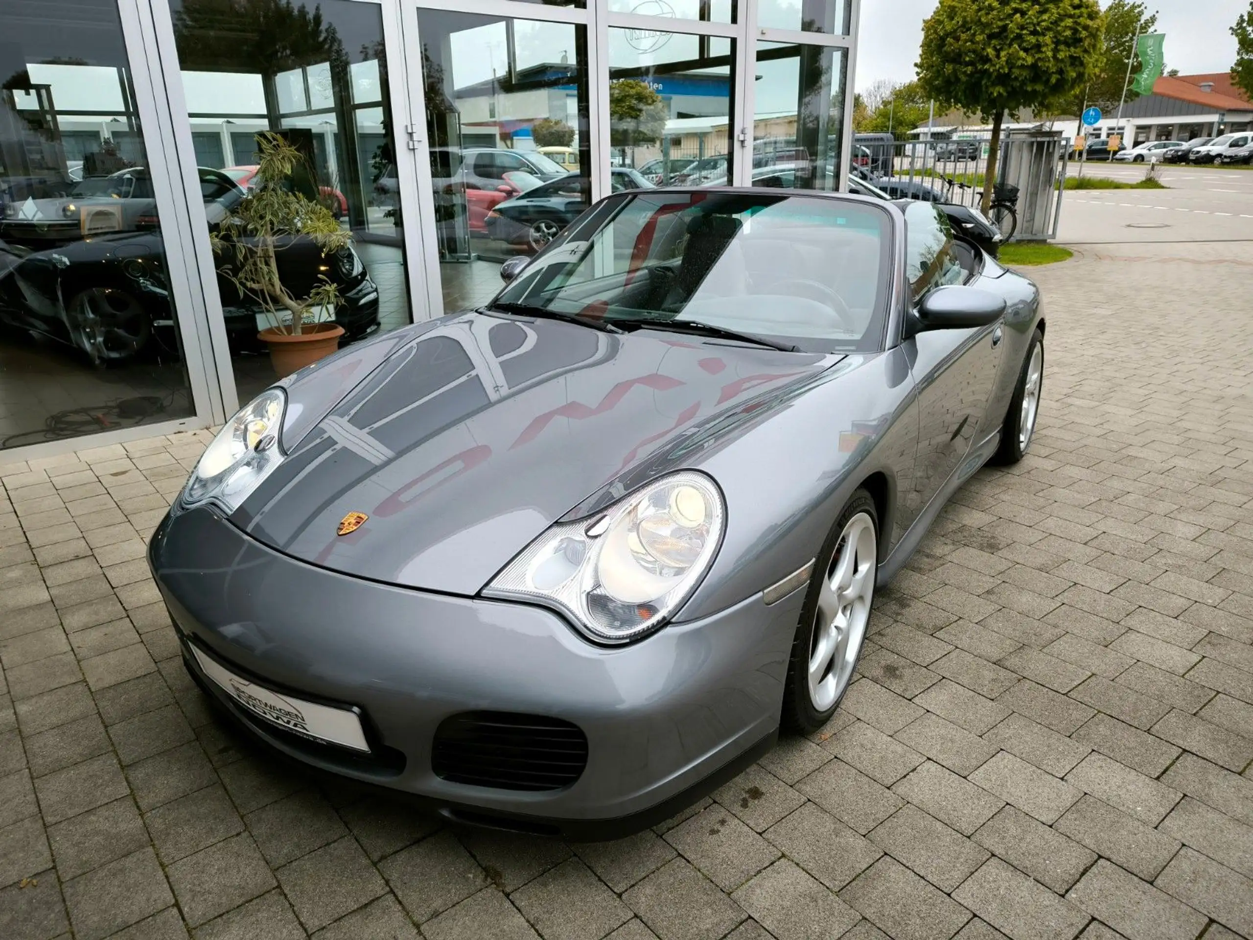 Porsche - 996