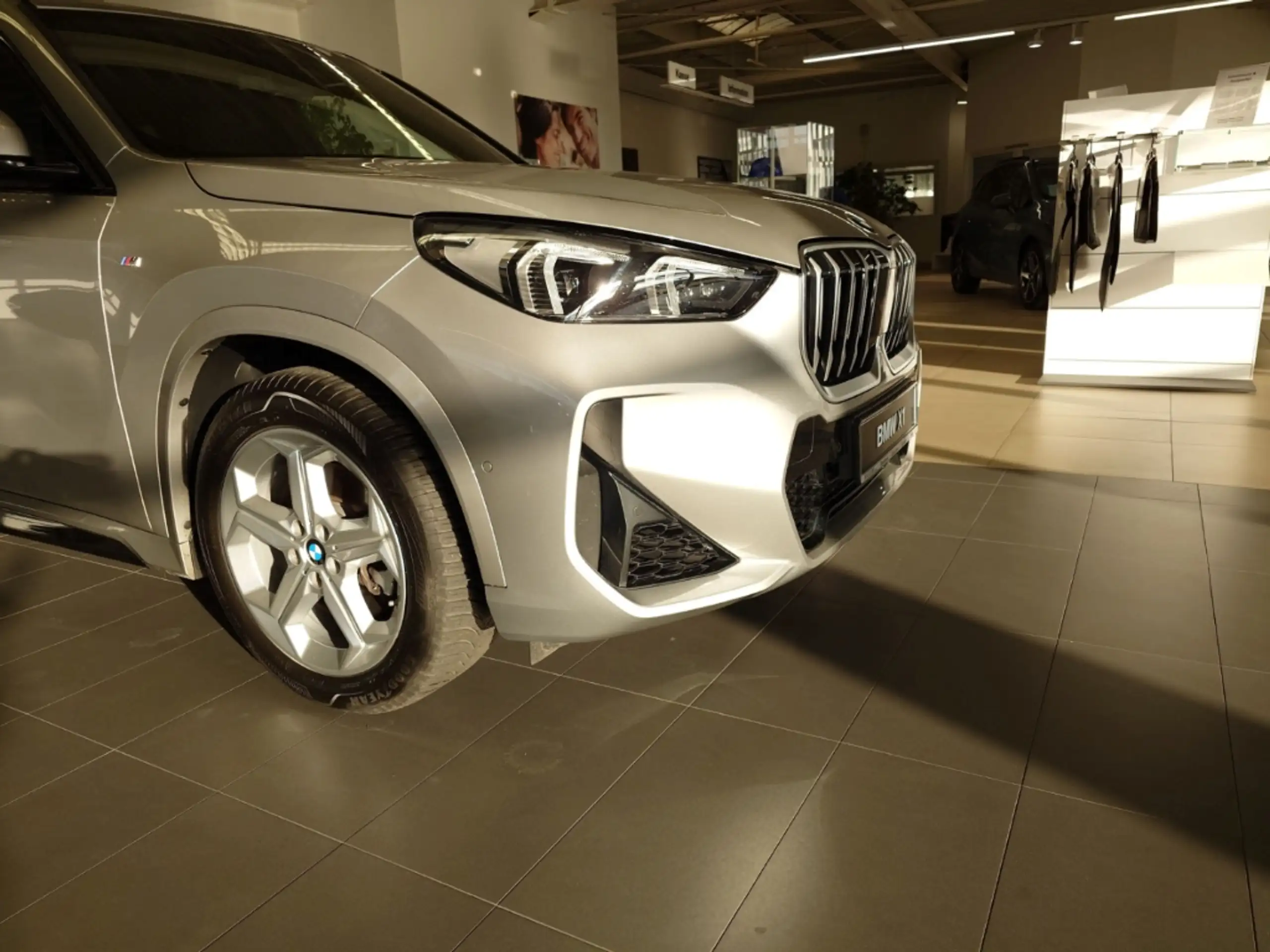 BMW - X1