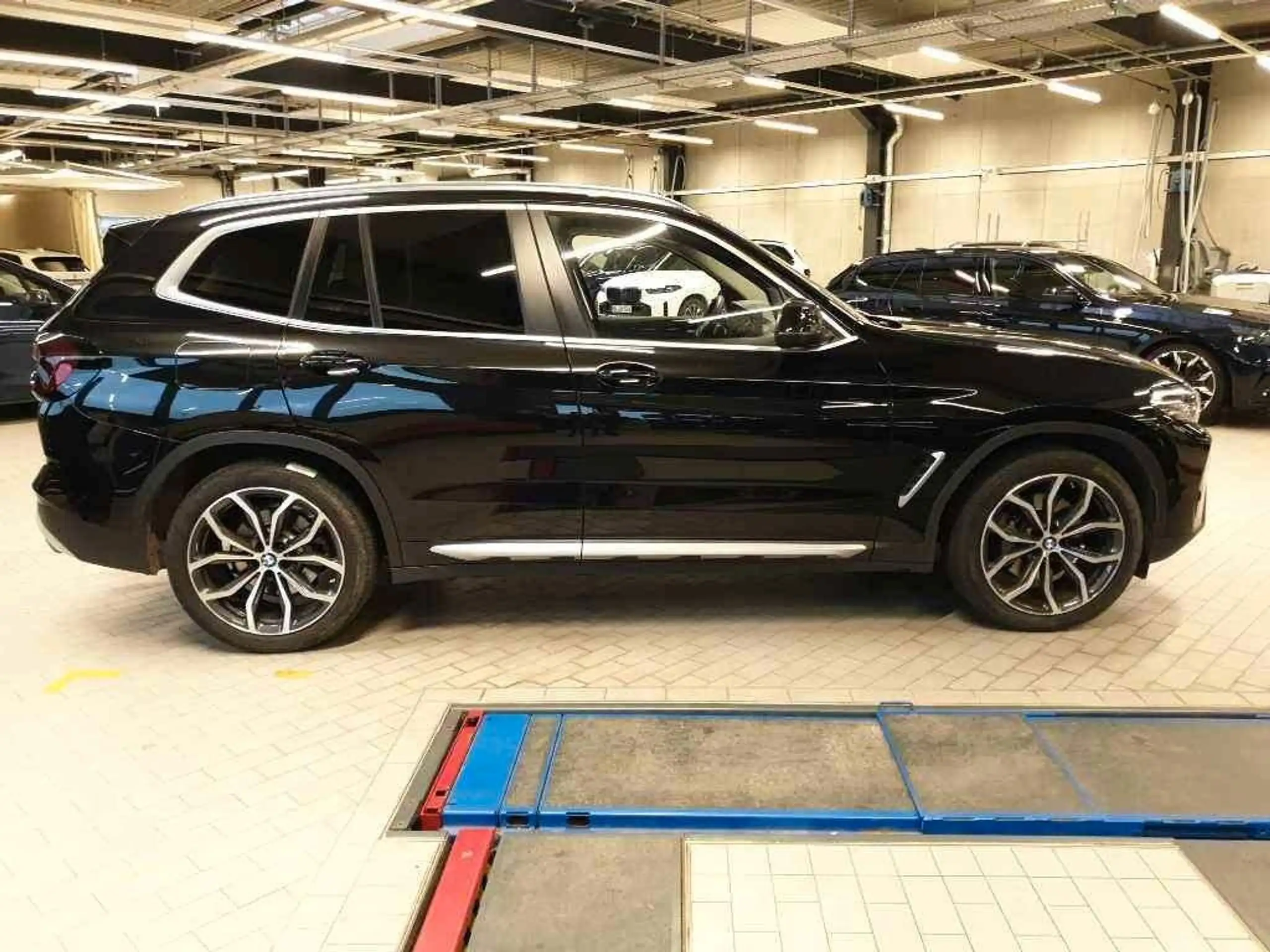 BMW - X3