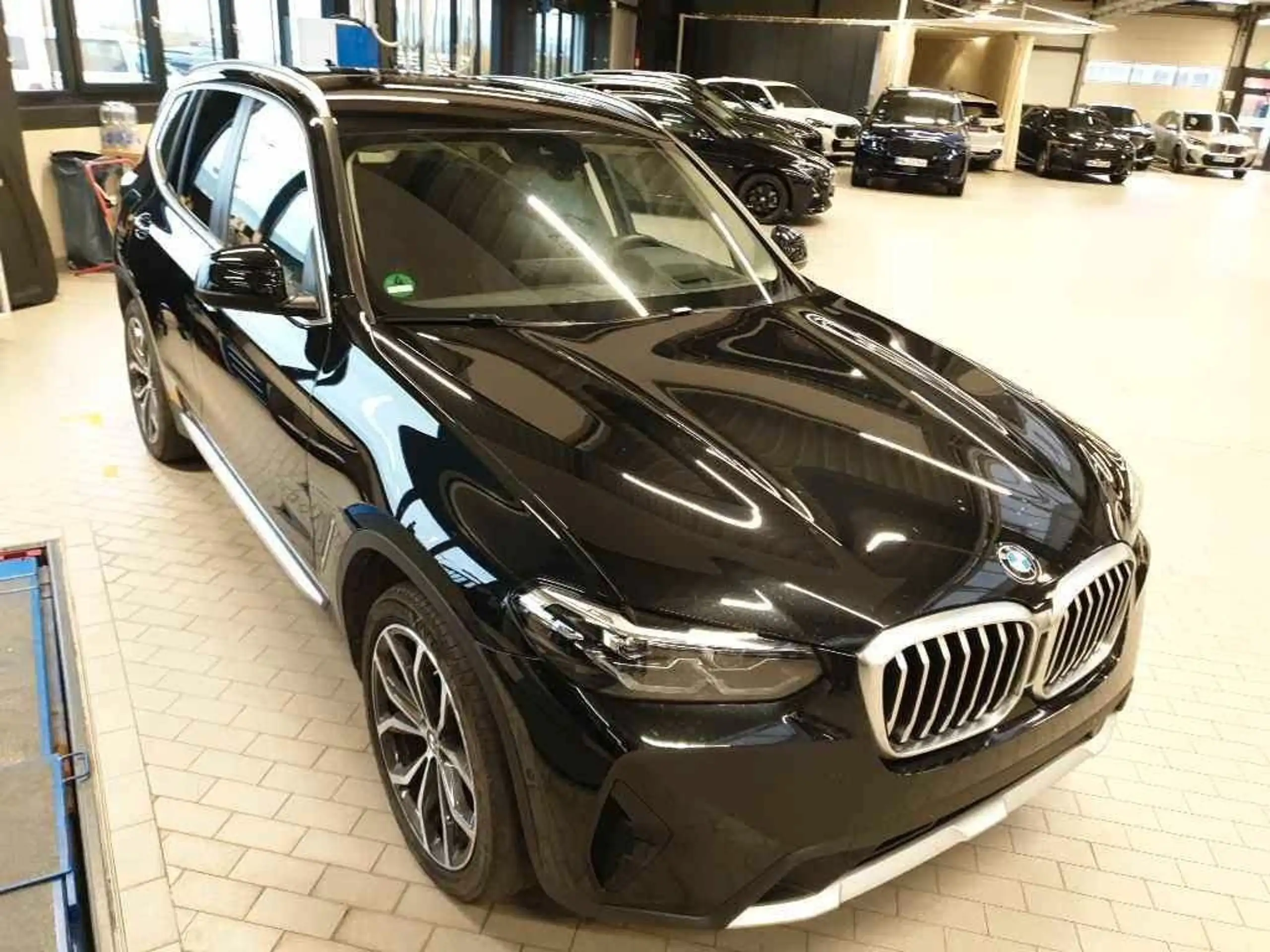 BMW - X3