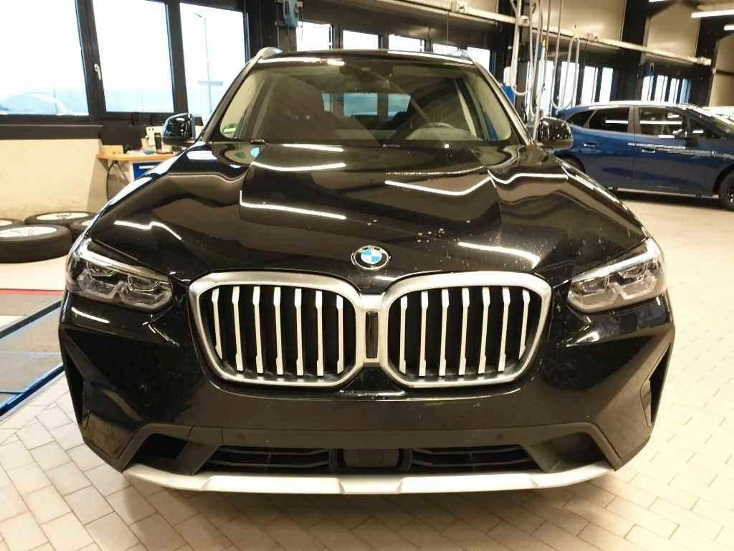 BMW - X3