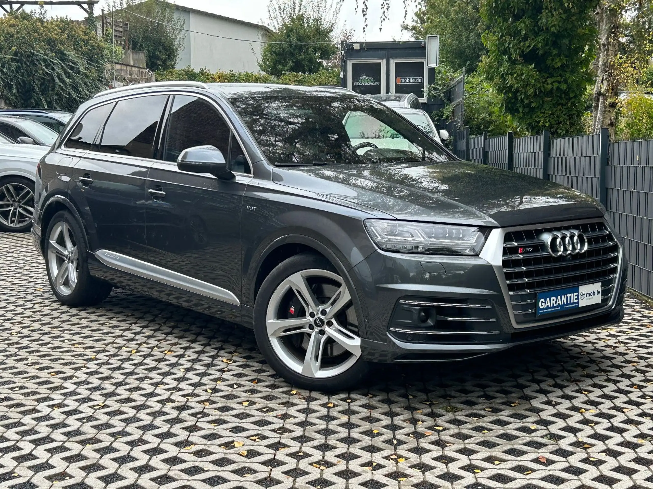 Audi - SQ7