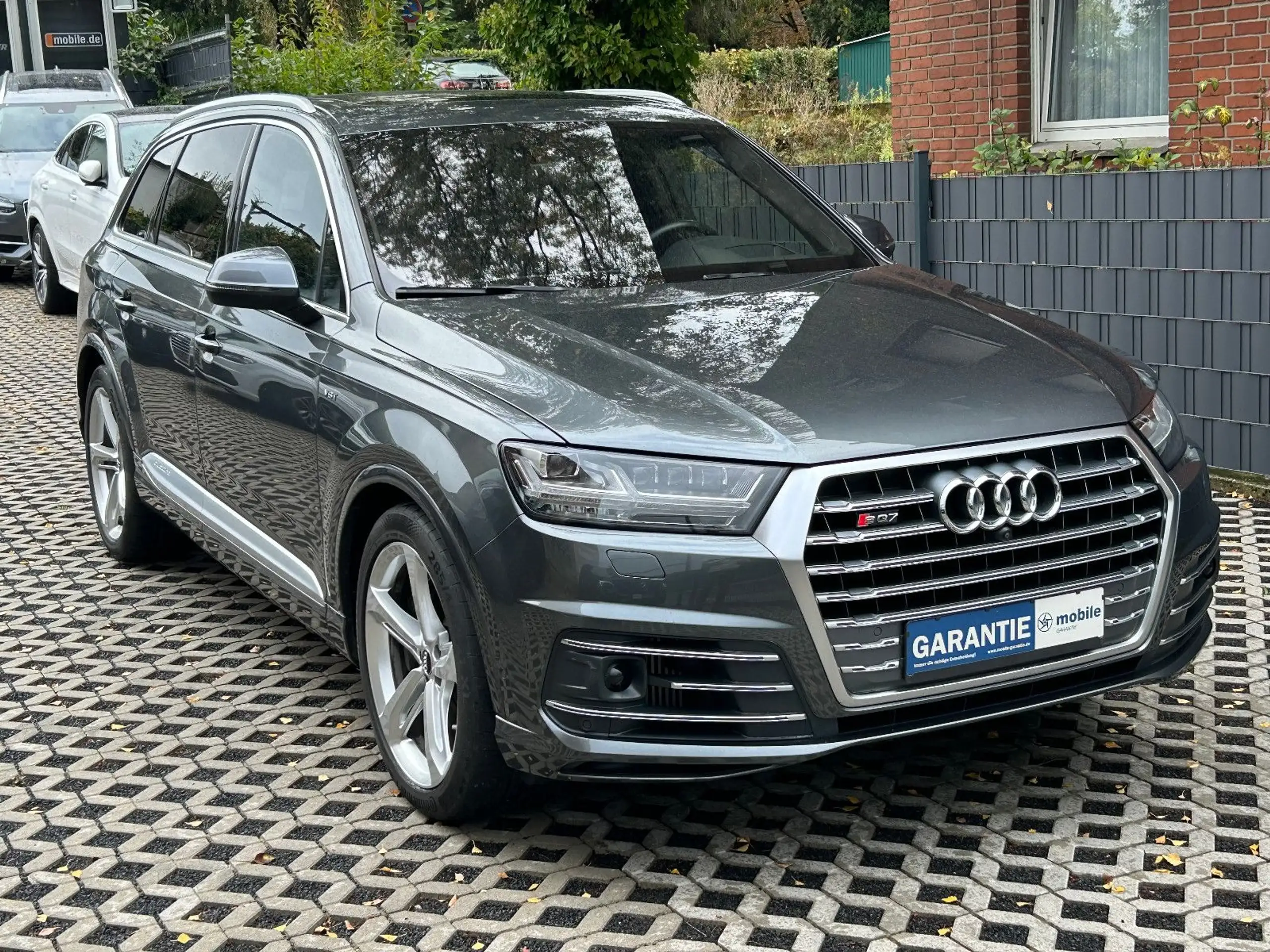 Audi - SQ7