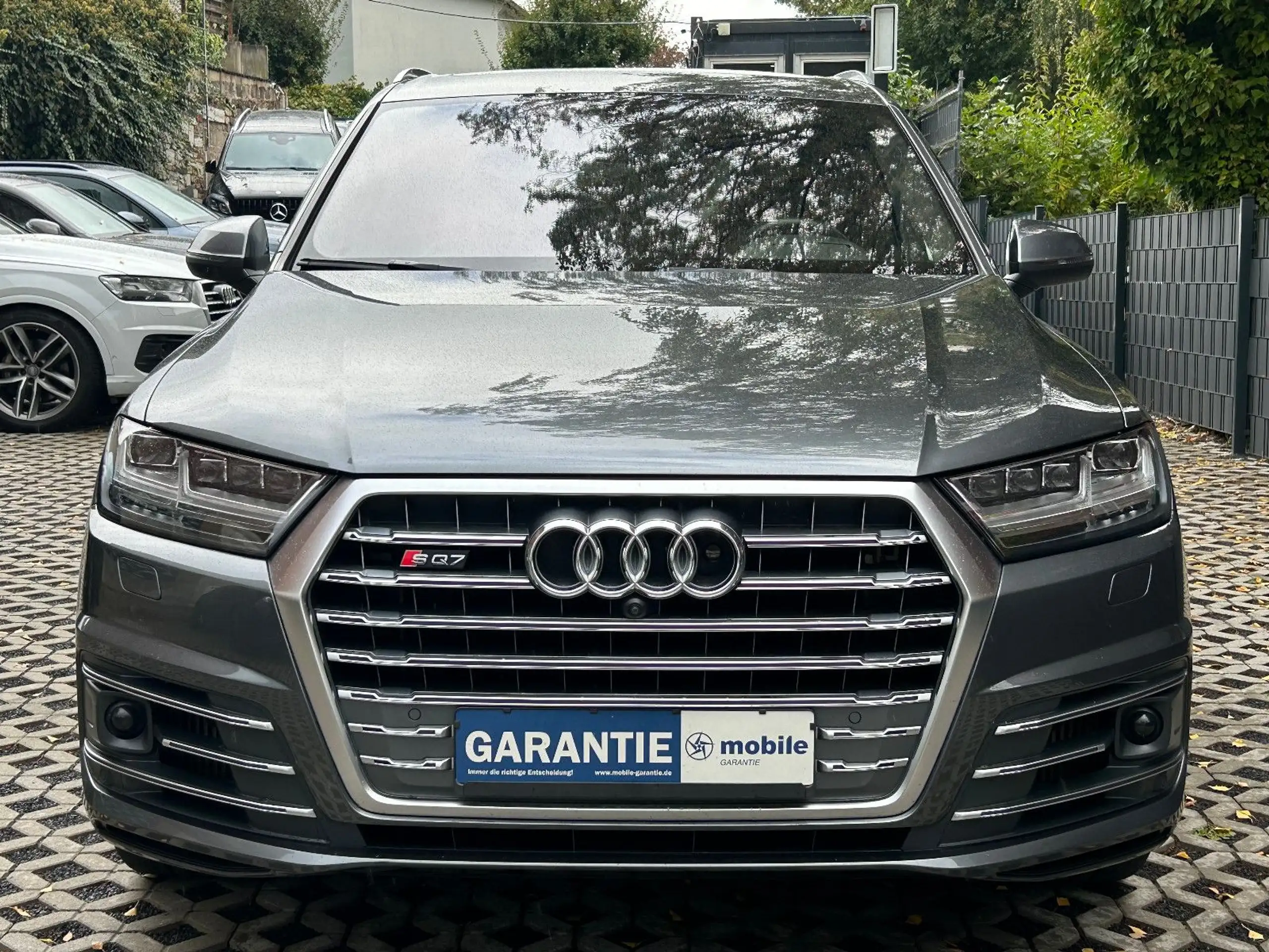 Audi - SQ7