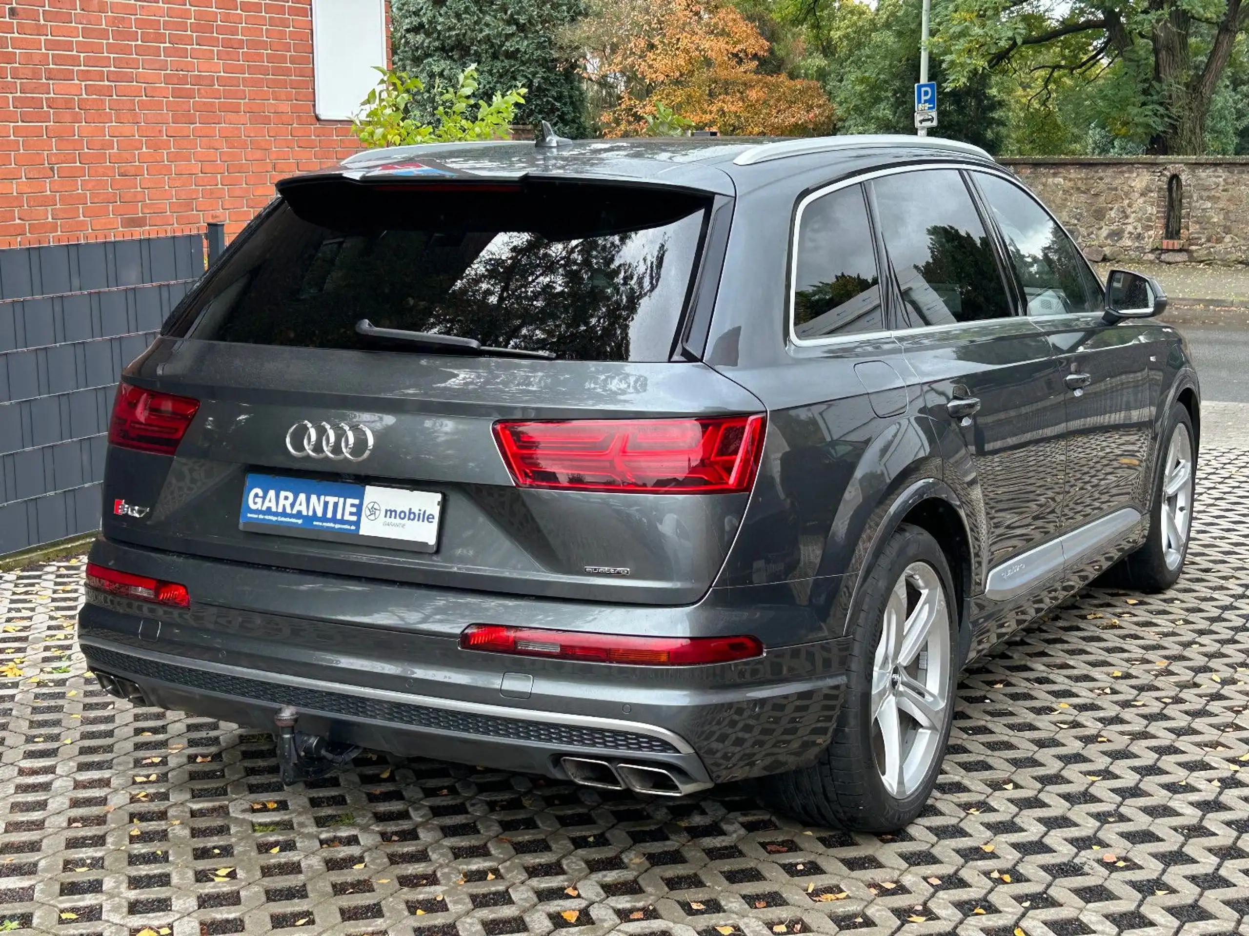 Audi - SQ7