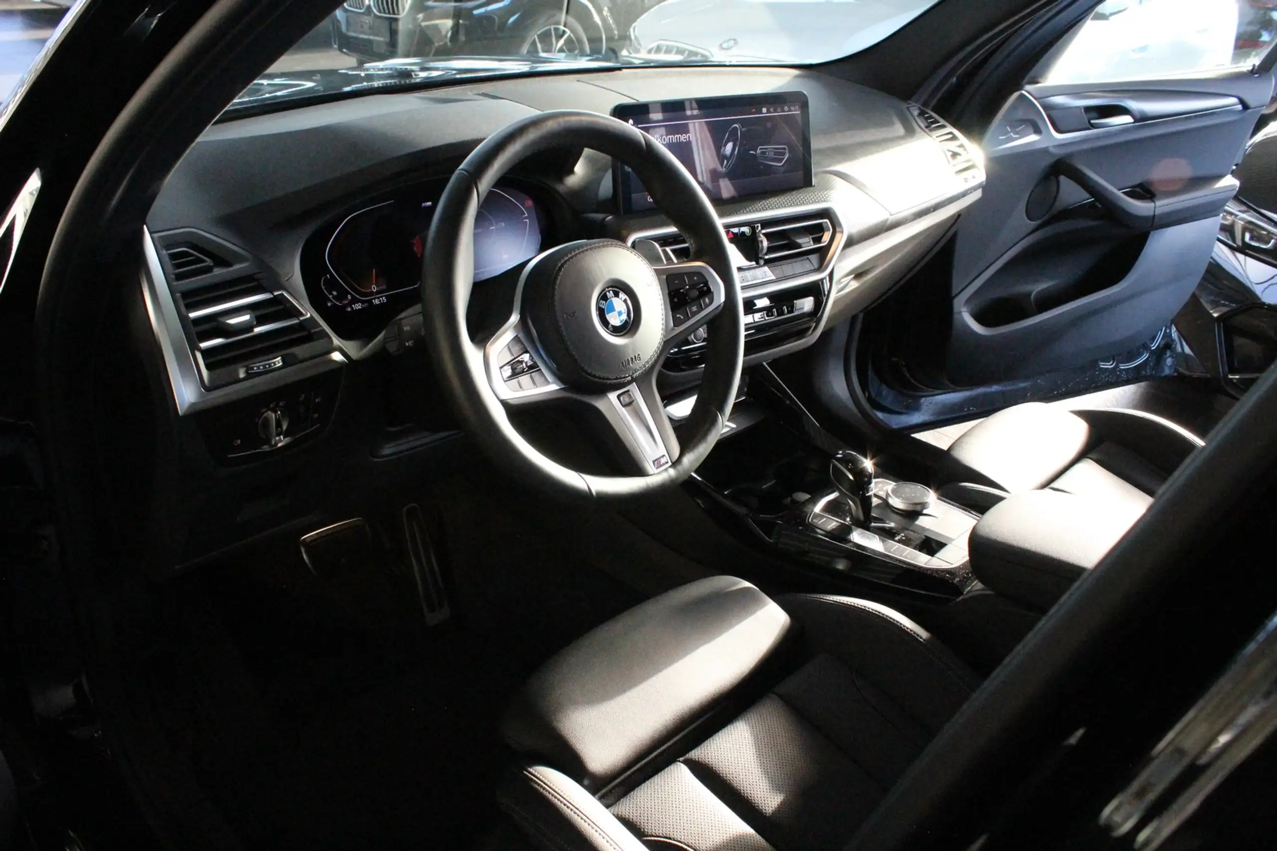 BMW - X3