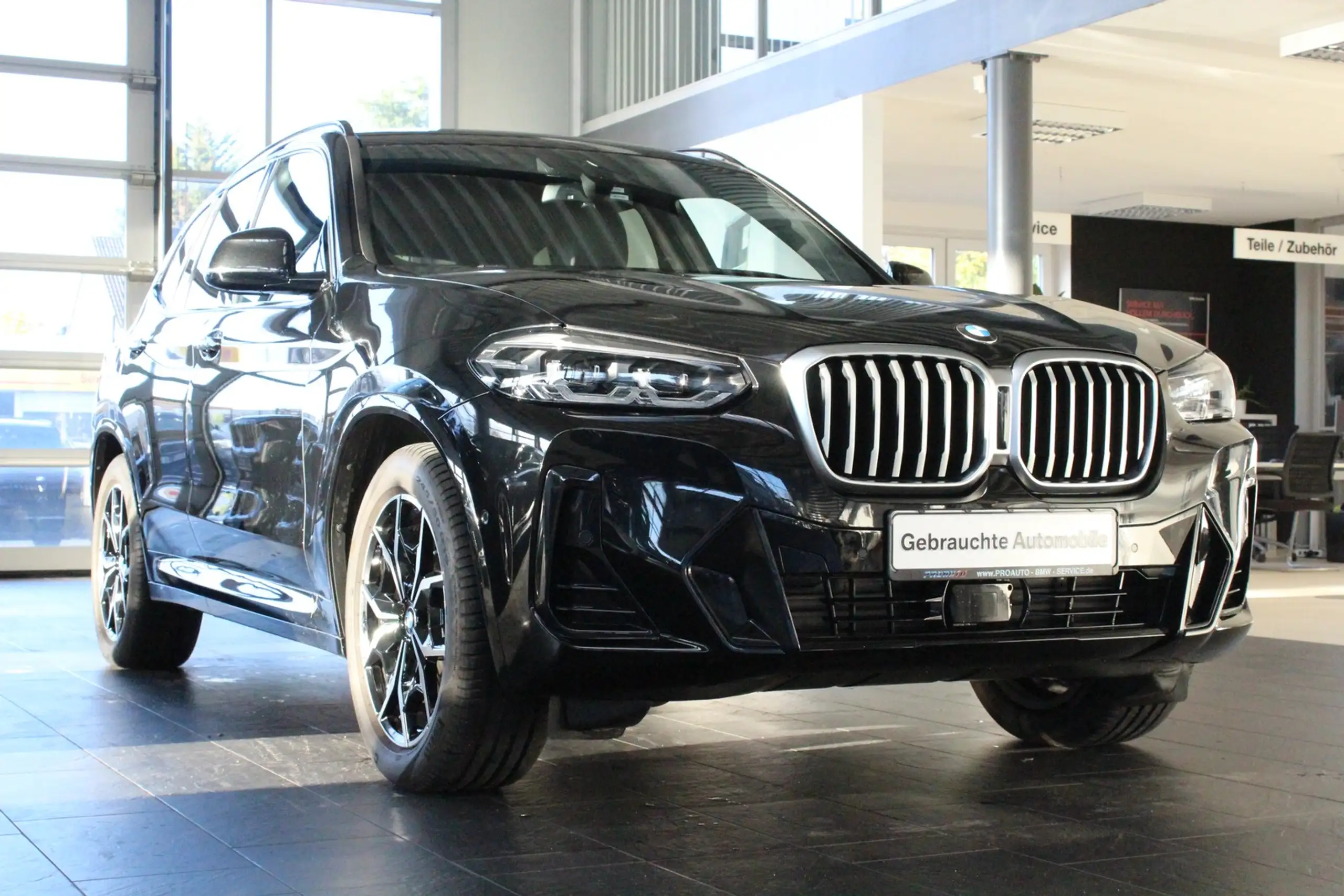 BMW - X3