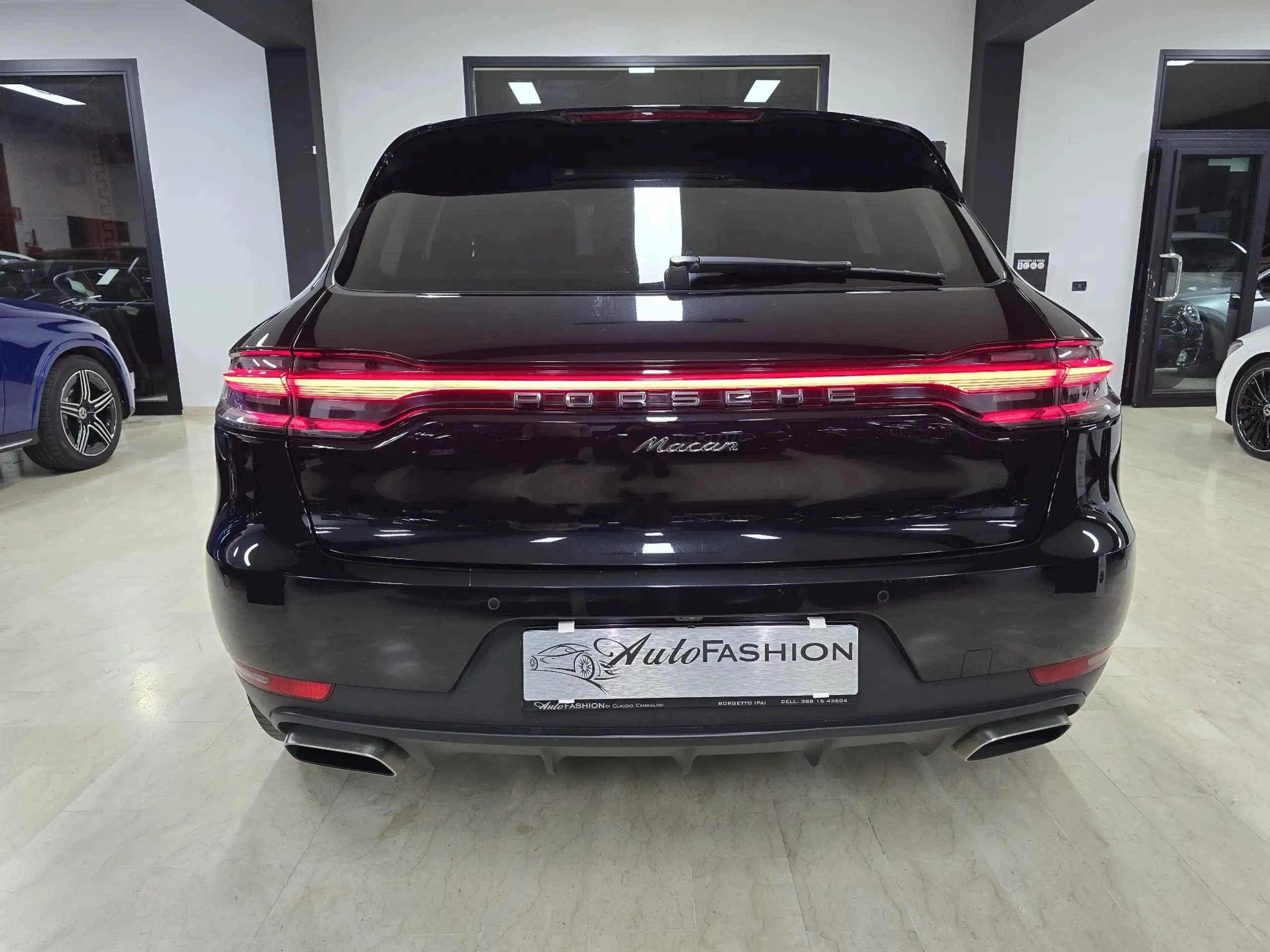 Porsche - Macan