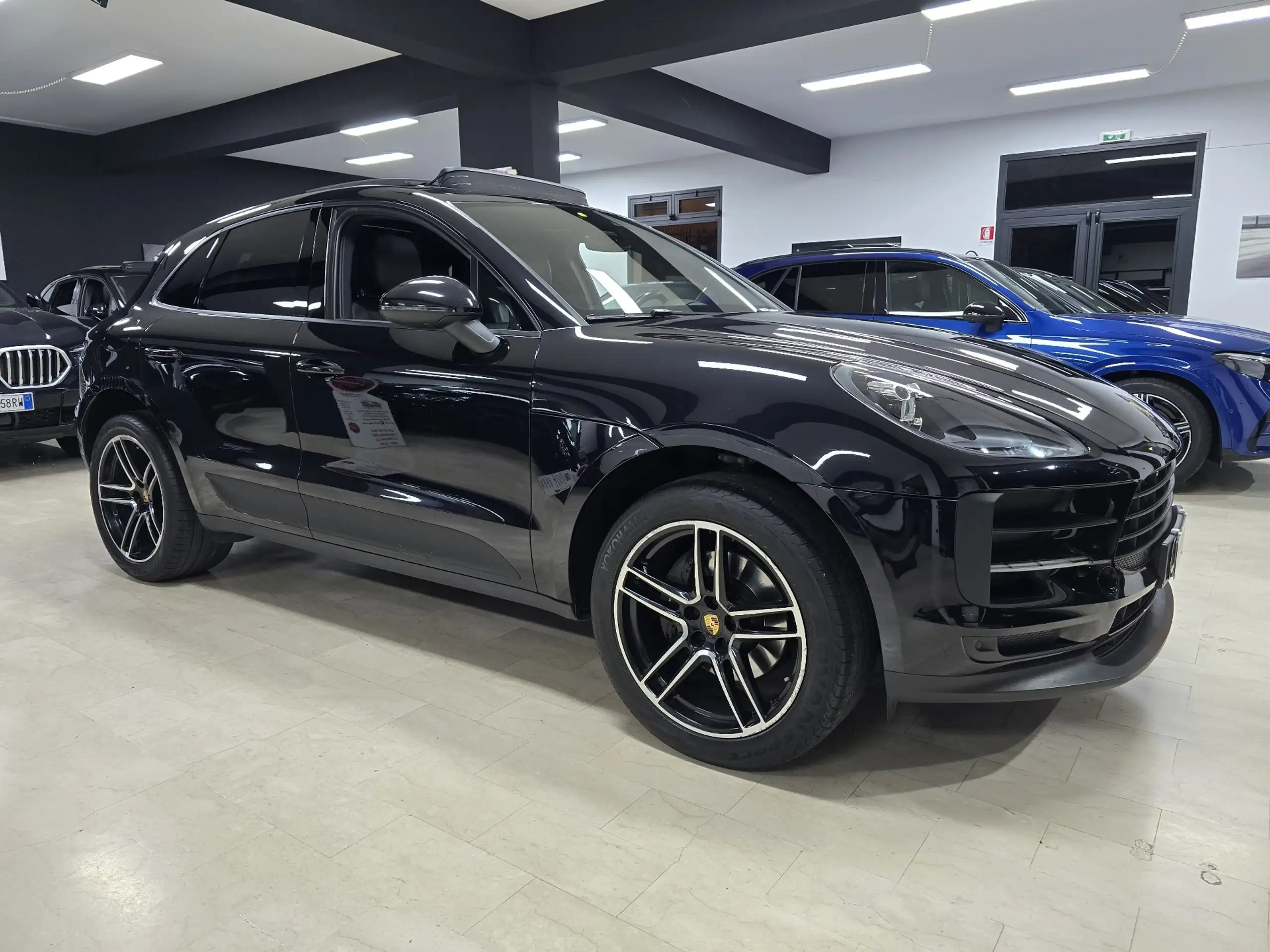 Porsche - Macan