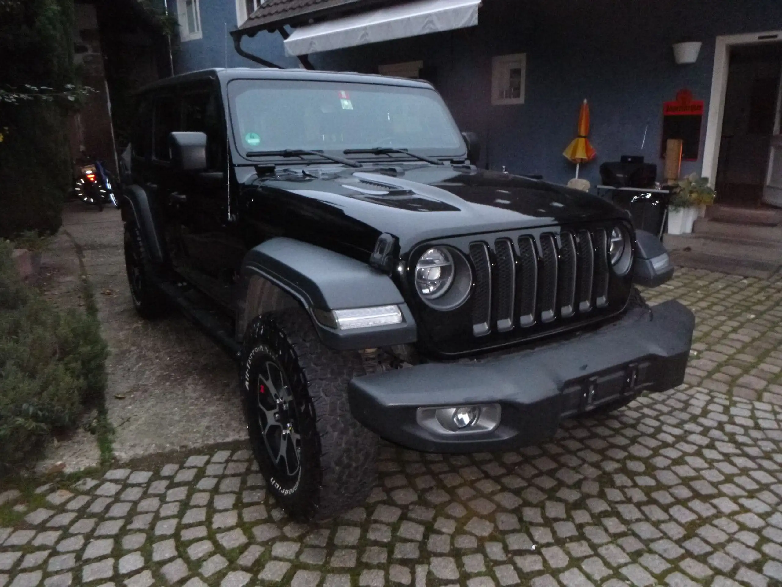 Jeep - Wrangler