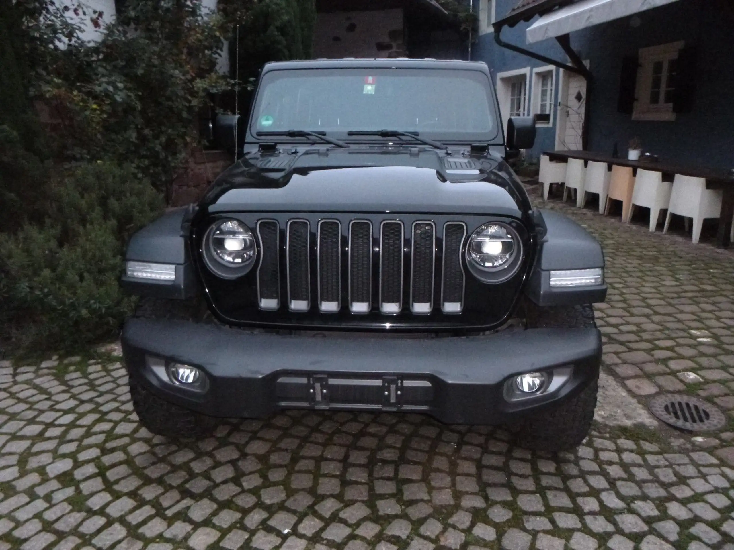 Jeep - Wrangler