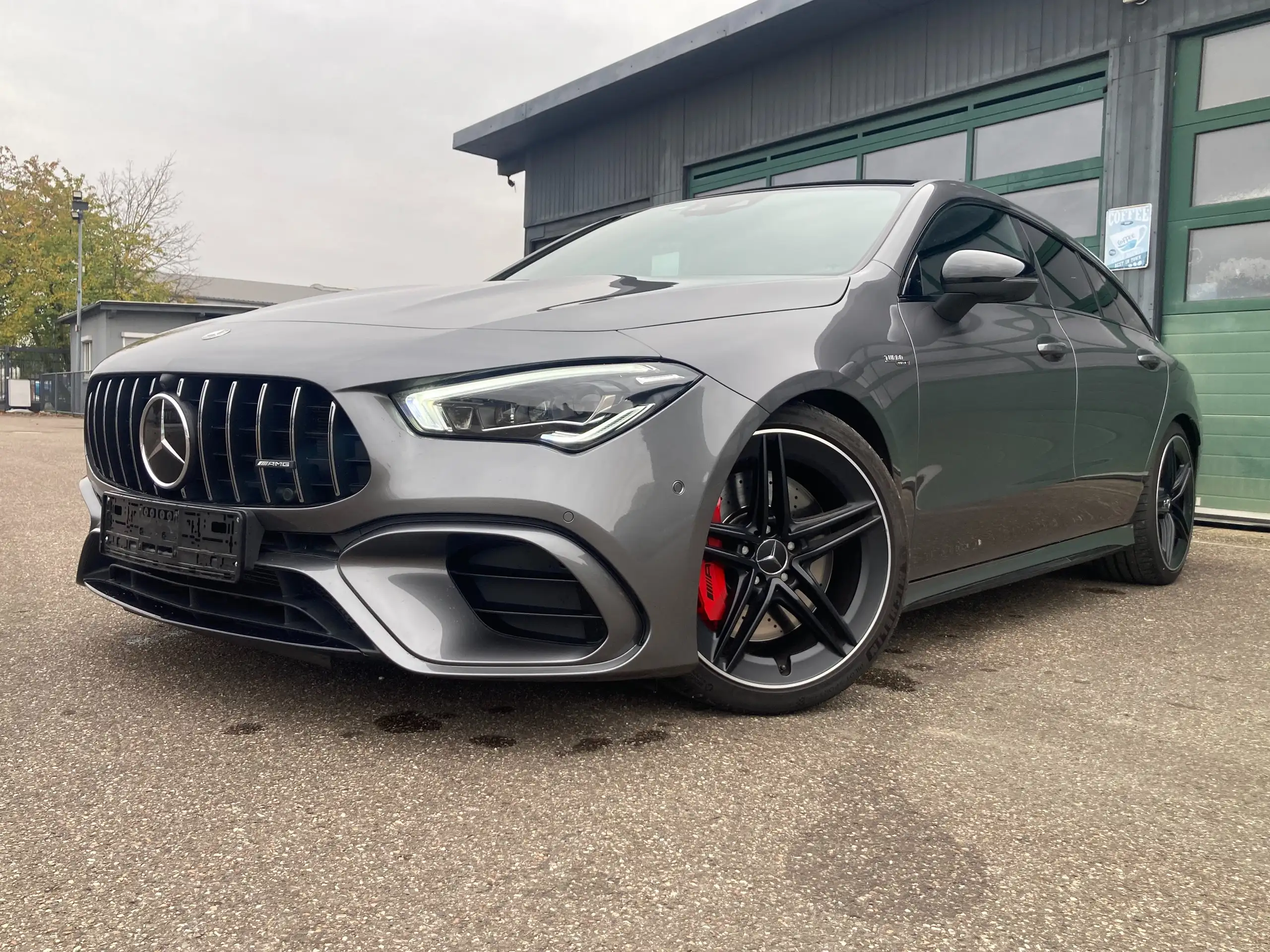 Mercedes-Benz - CLA 45 AMG