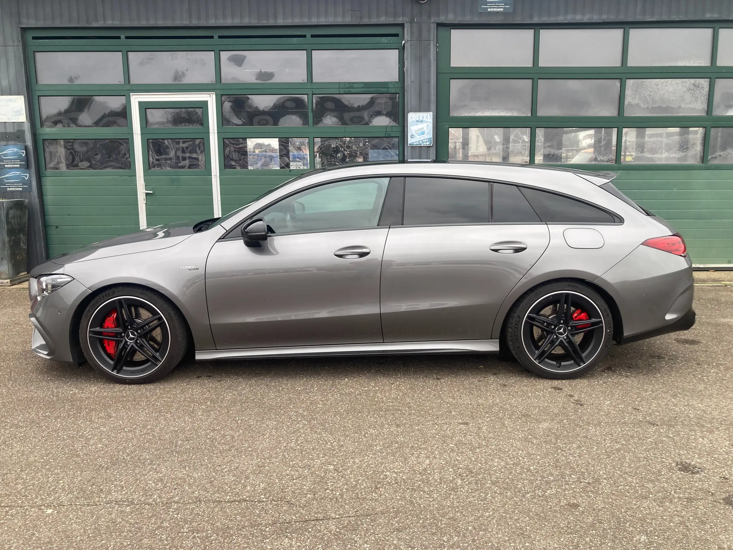 Mercedes-Benz - CLA 45 AMG