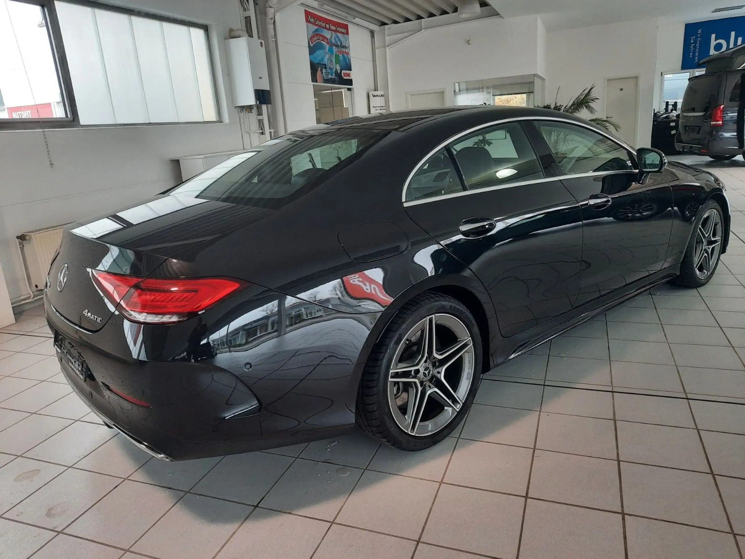 Mercedes-Benz - CLS 450