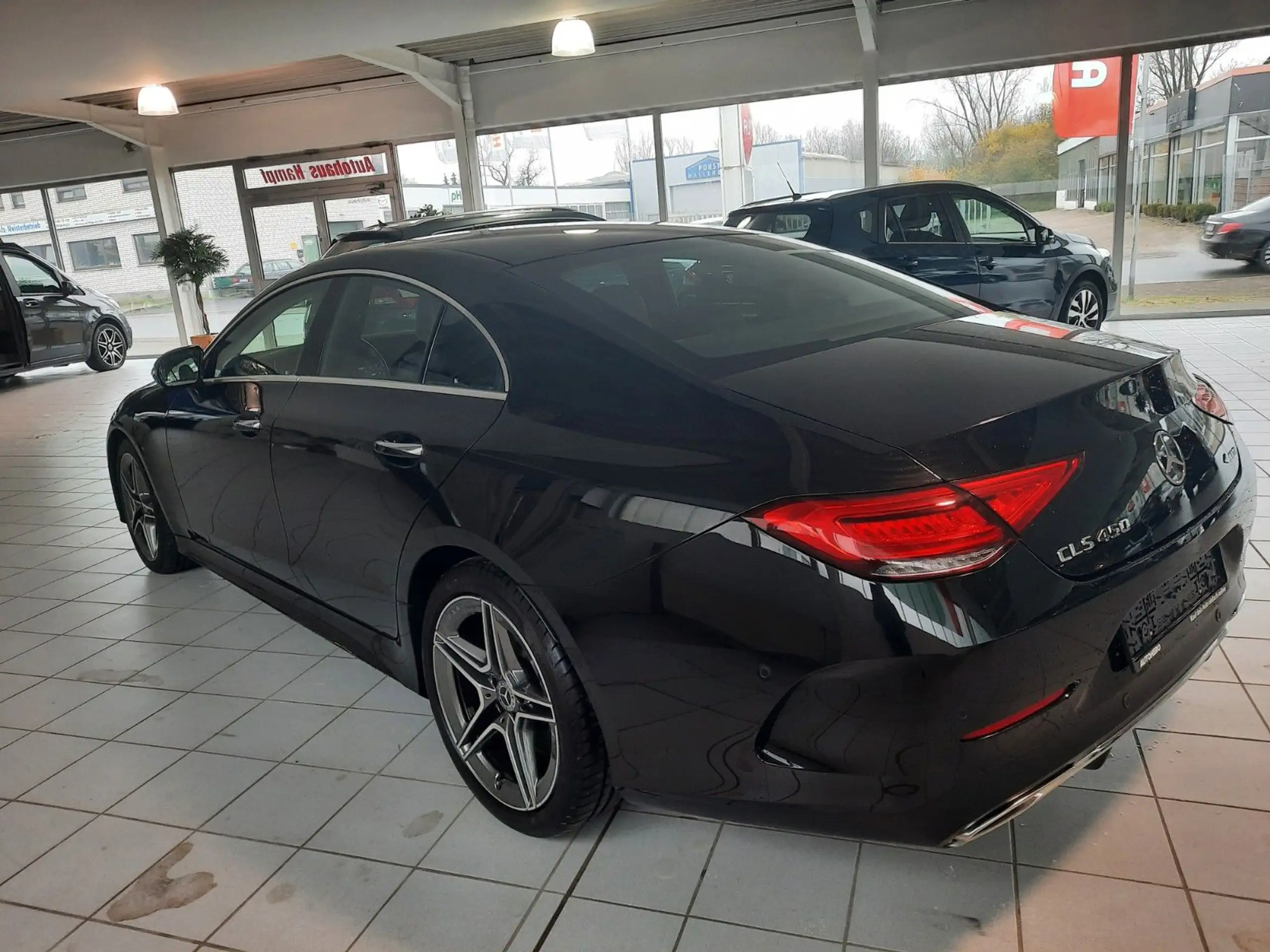 Mercedes-Benz - CLS 450