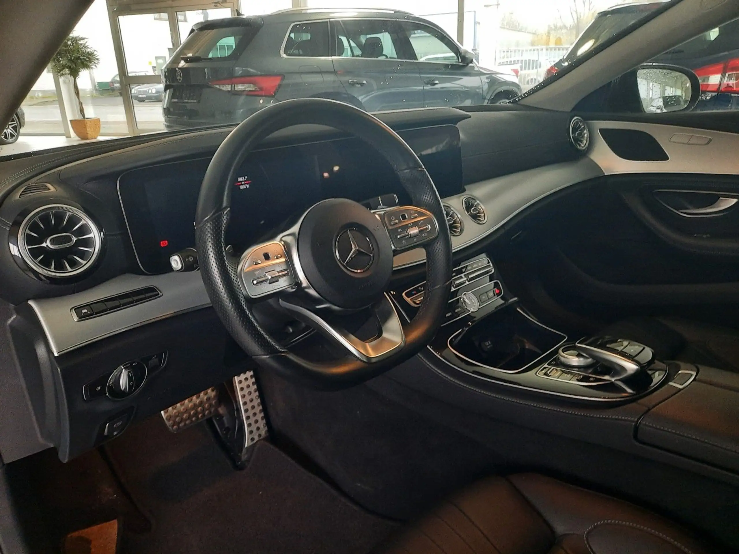 Mercedes-Benz - CLS 450