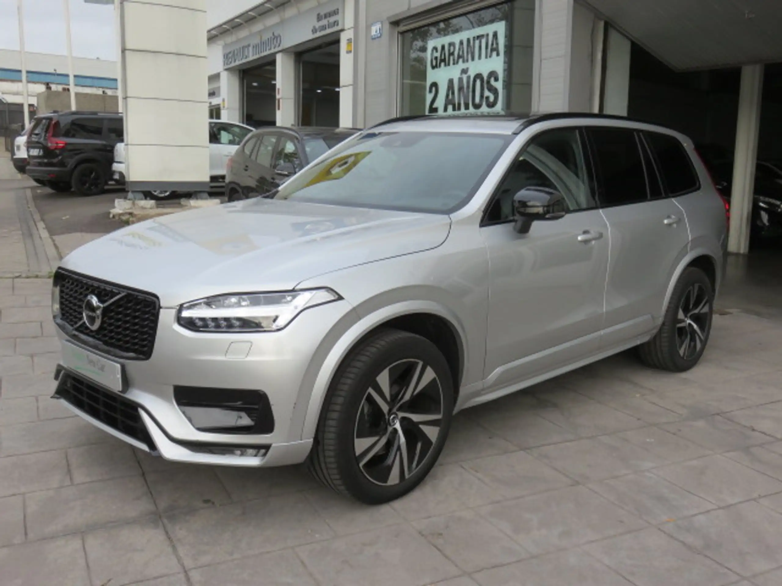 Volvo - XC90