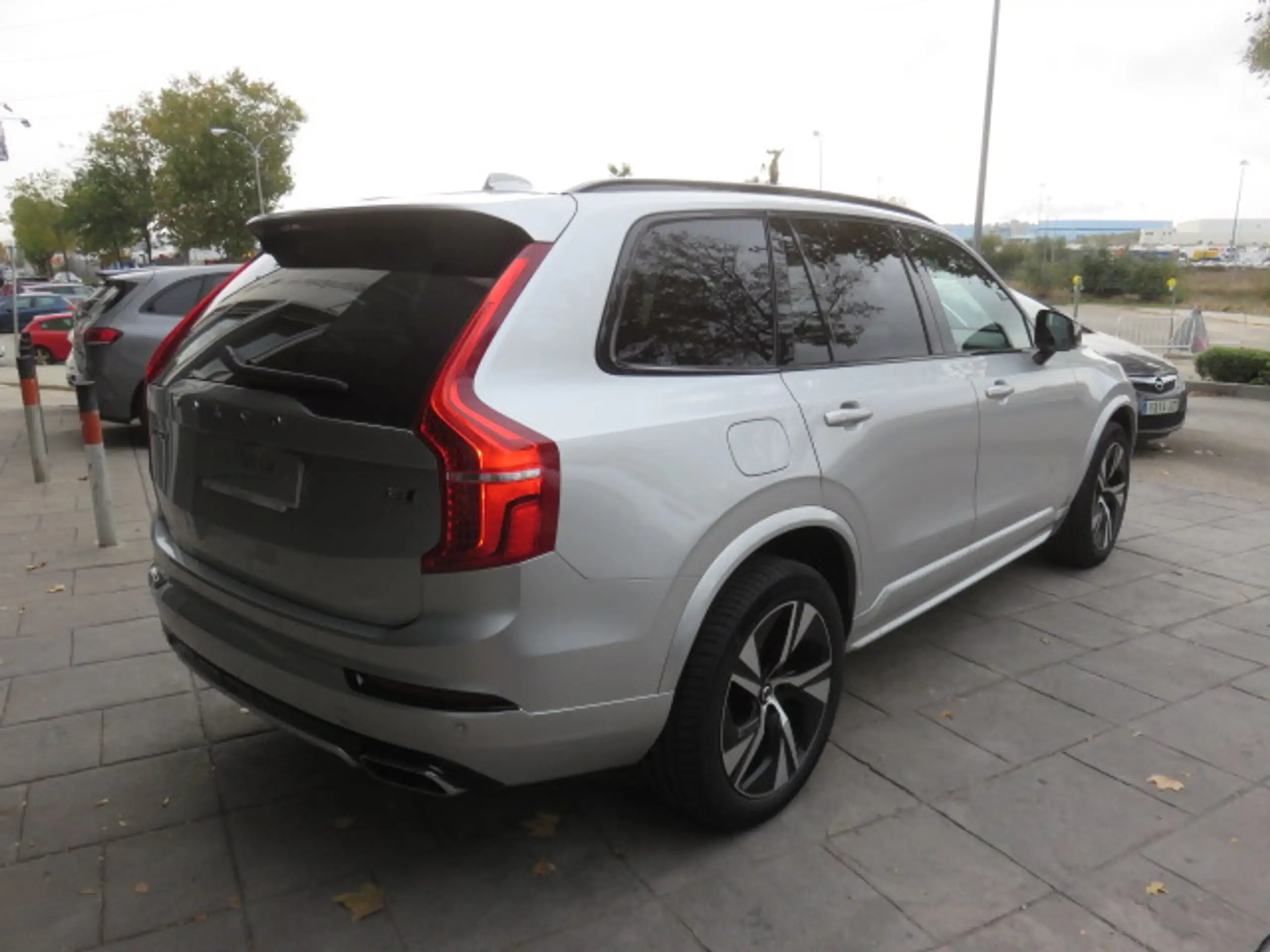 Volvo - XC90