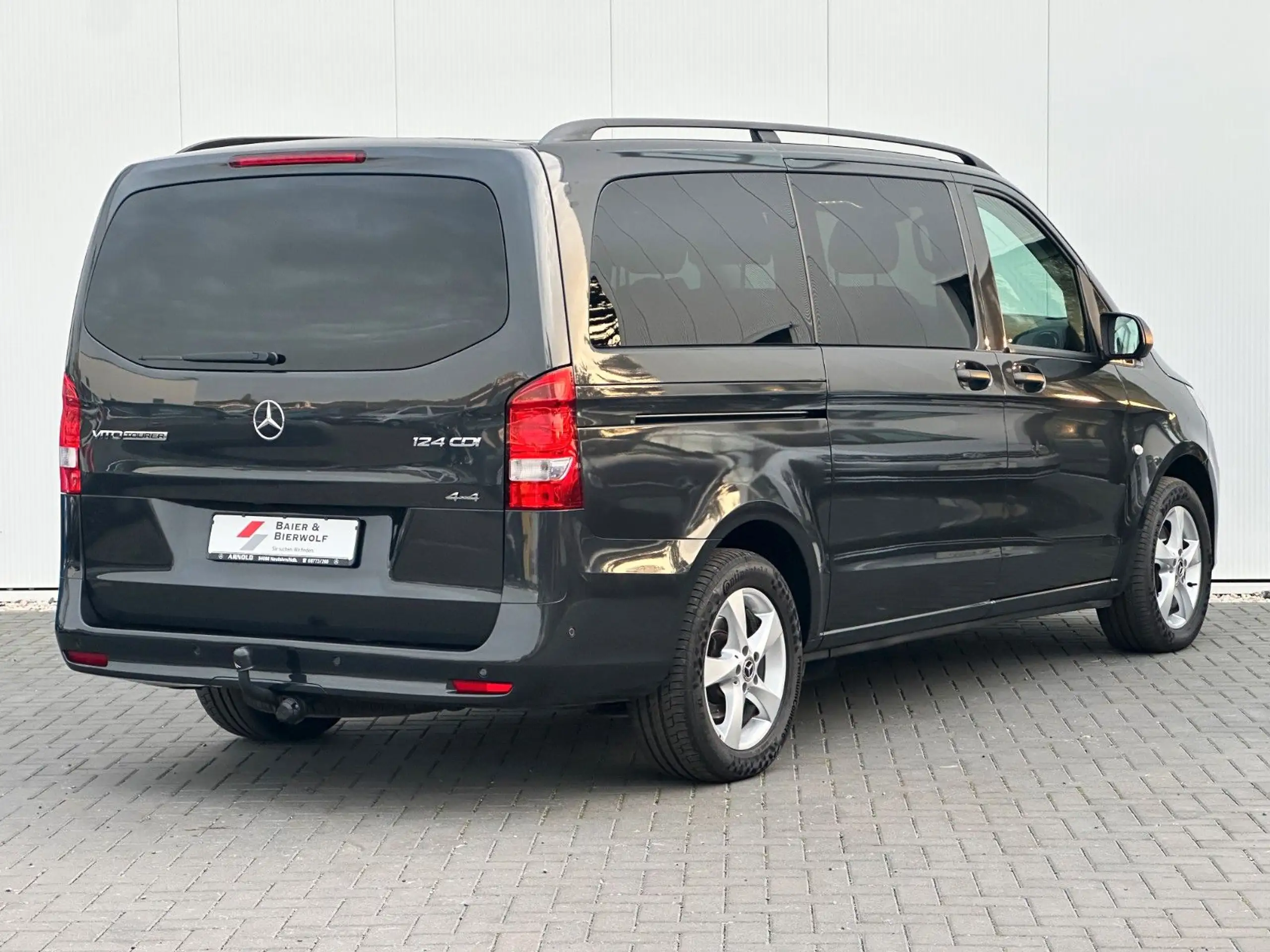 Mercedes-Benz - Vito