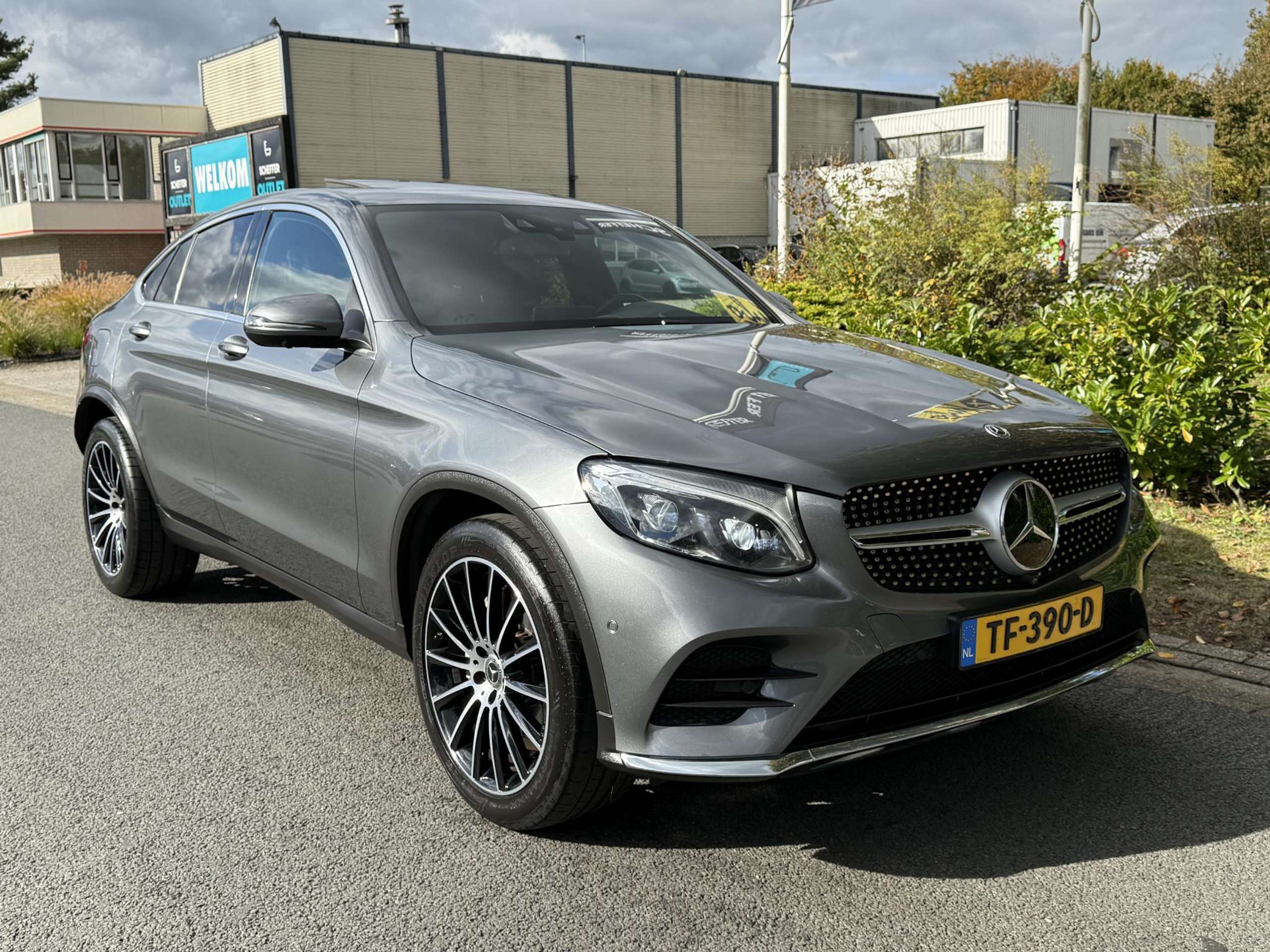 Mercedes-Benz - GLC 250