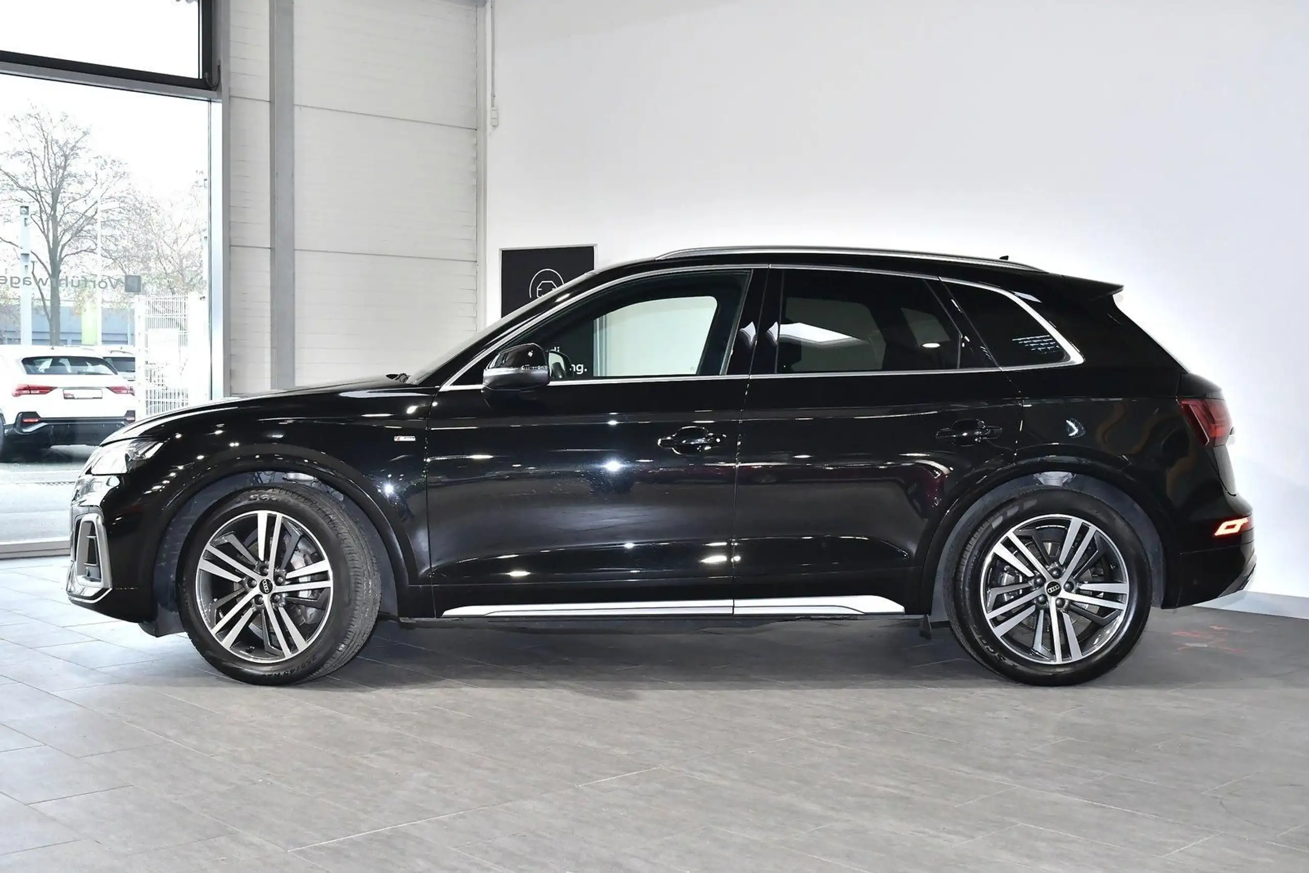 Audi - Q5