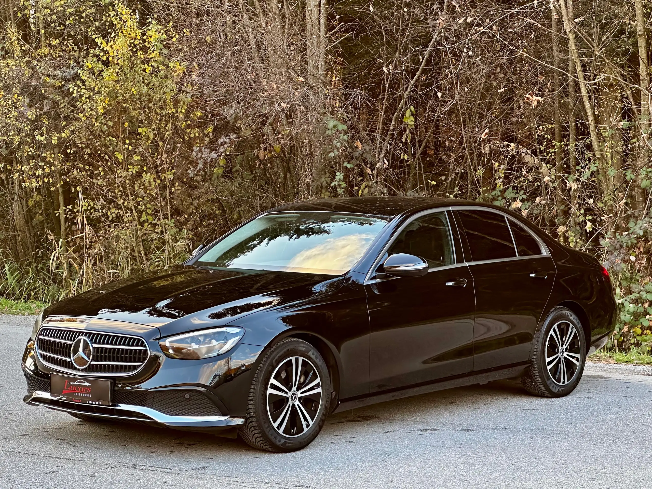 Mercedes-Benz - E 220