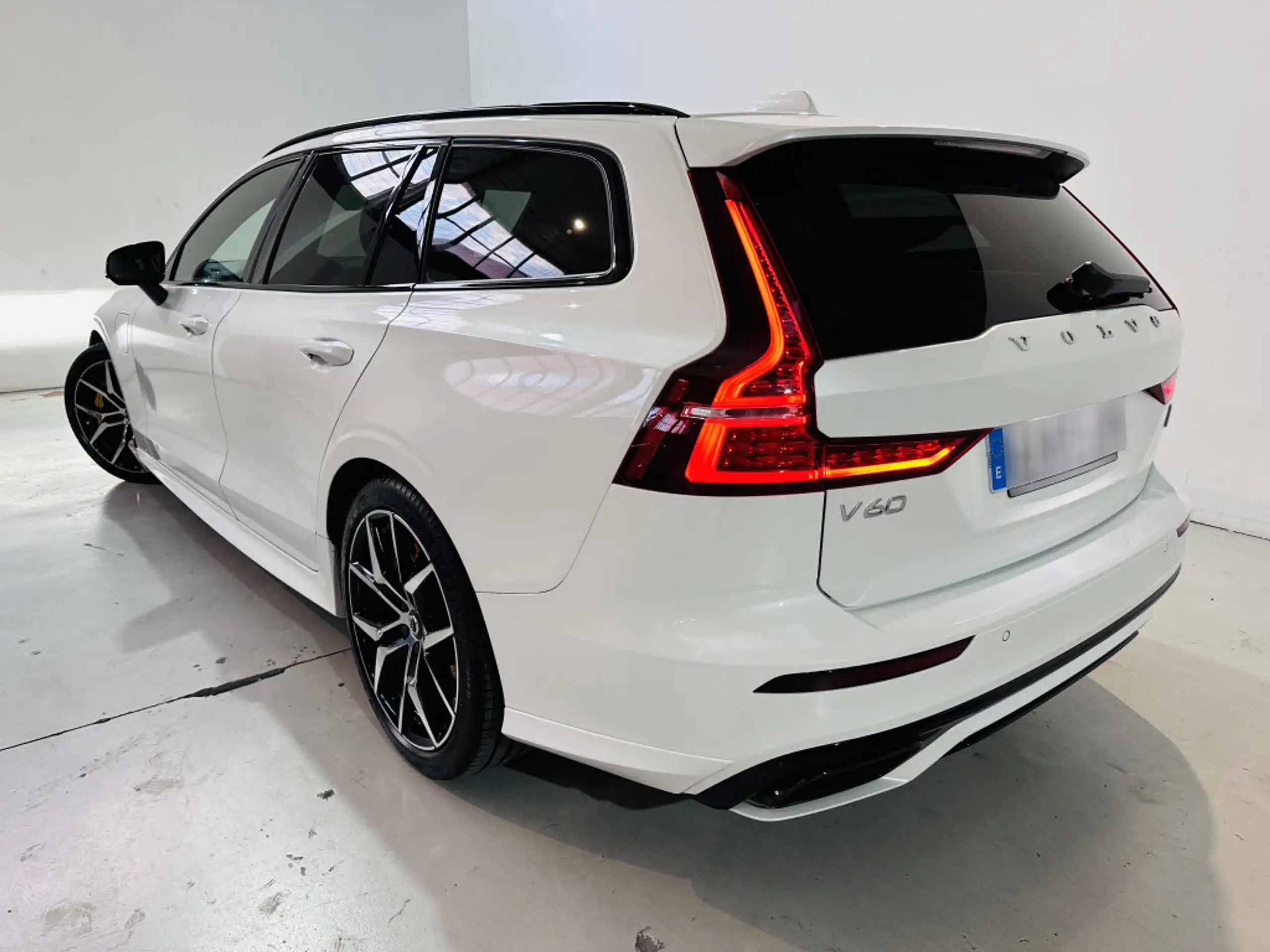 Volvo - V60