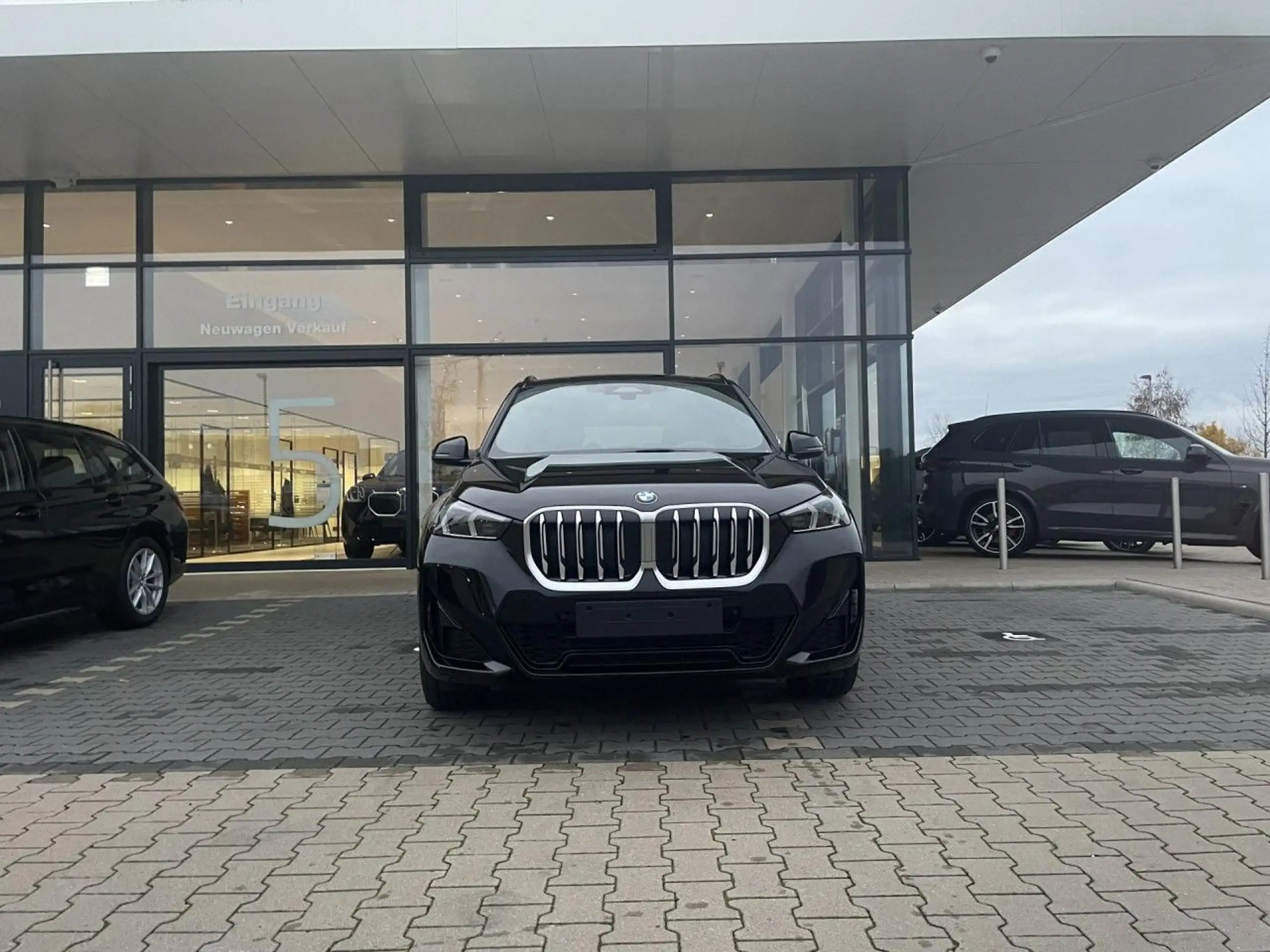 BMW - X1