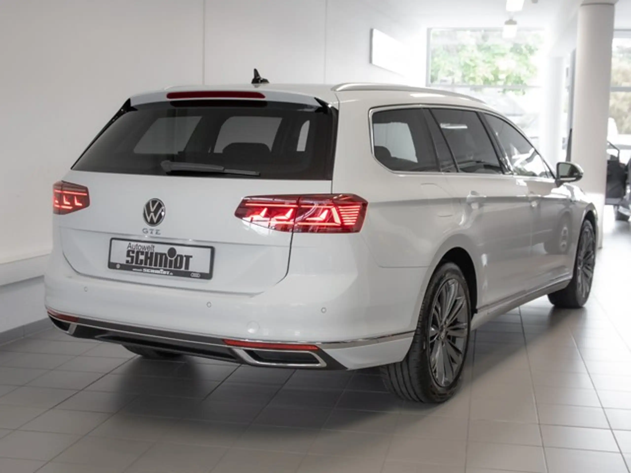 Volkswagen - Passat Variant