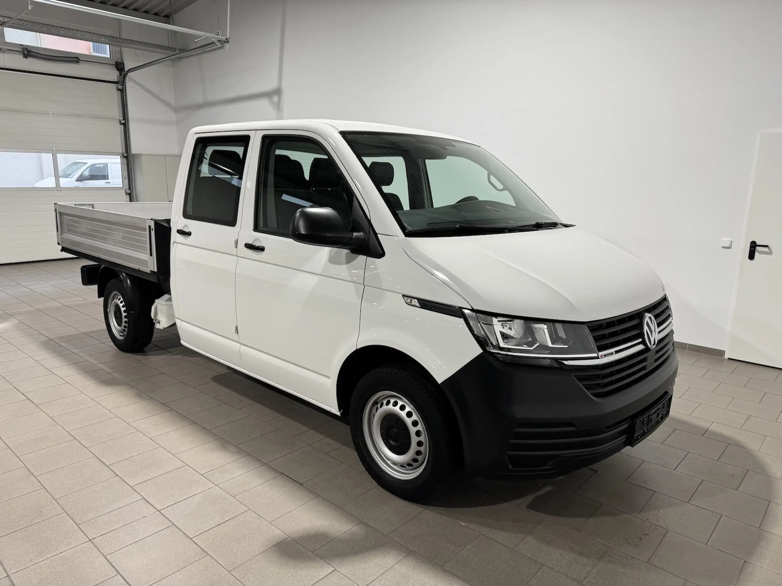 Volkswagen - T6.1 Transporter