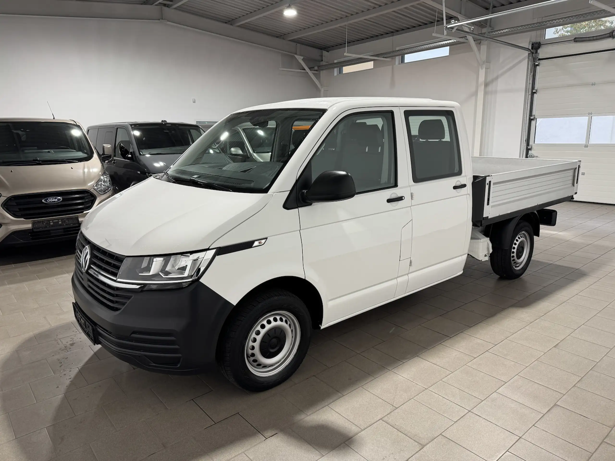 Volkswagen - T6.1 Transporter