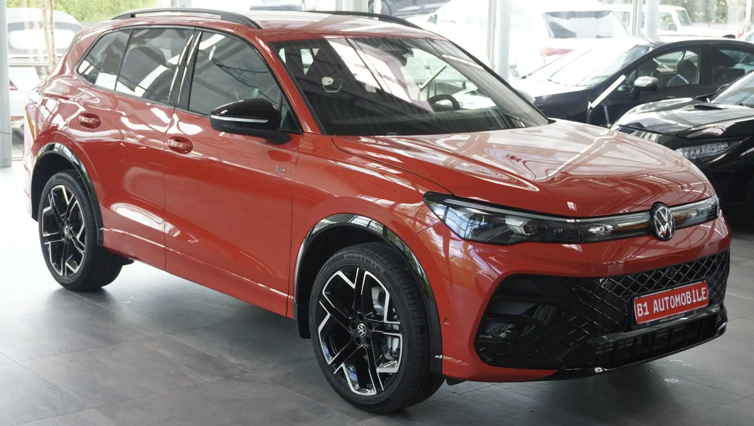 Volkswagen - Tiguan