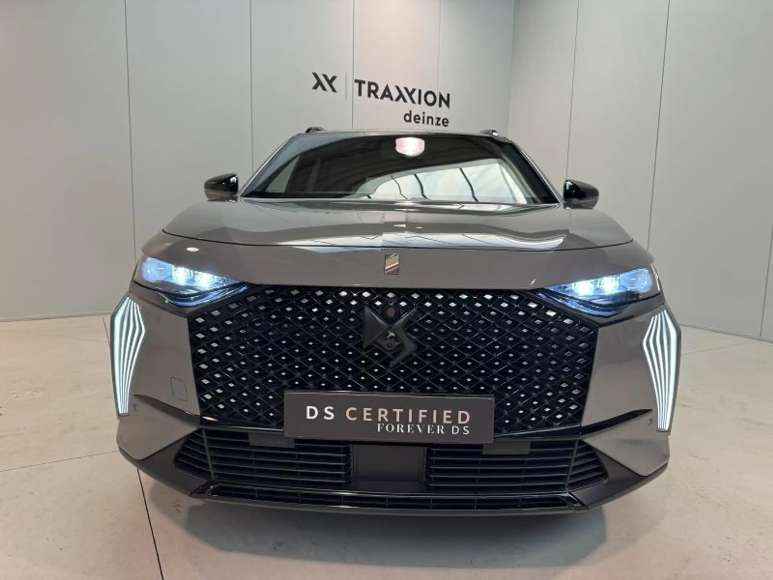 DS Automobiles - DS 7 Crossback