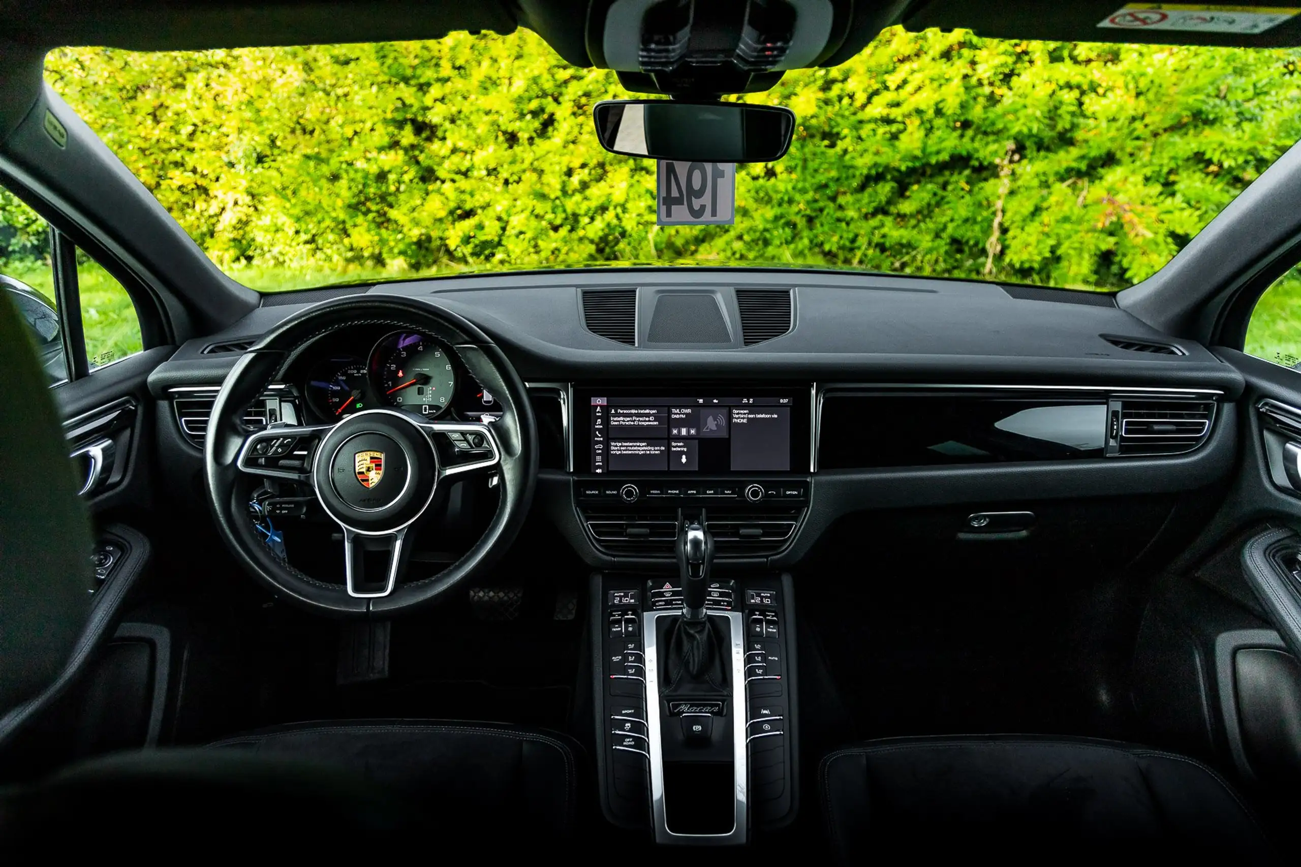 Porsche - Macan