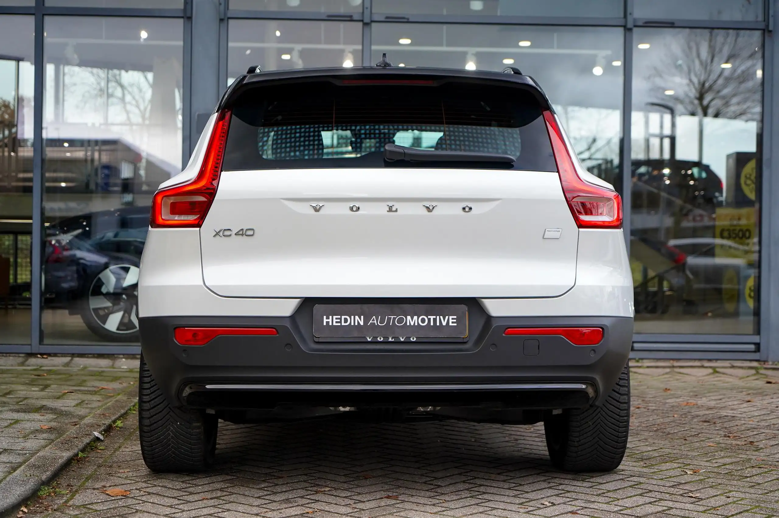 Volvo - XC40