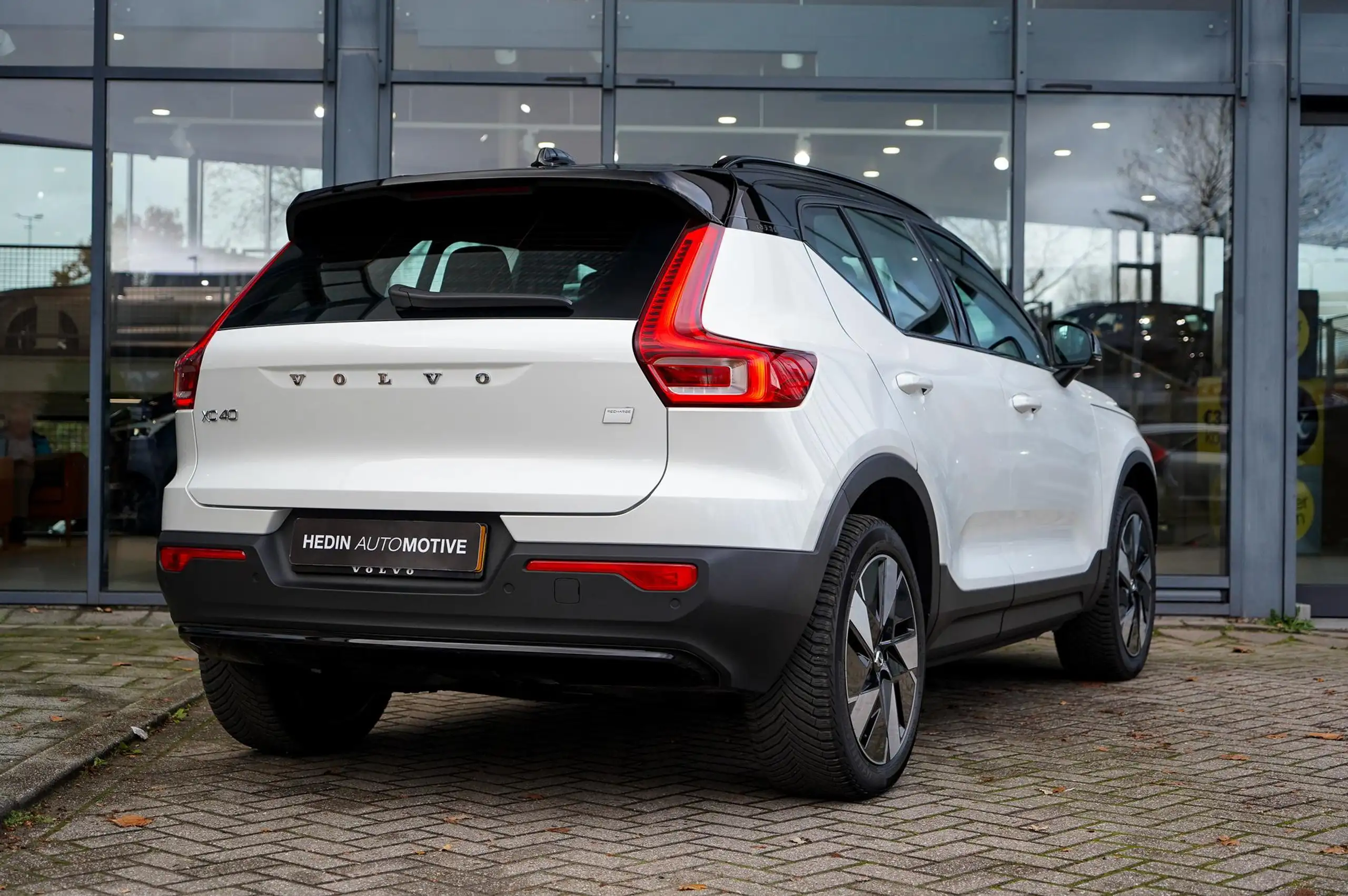 Volvo - XC40