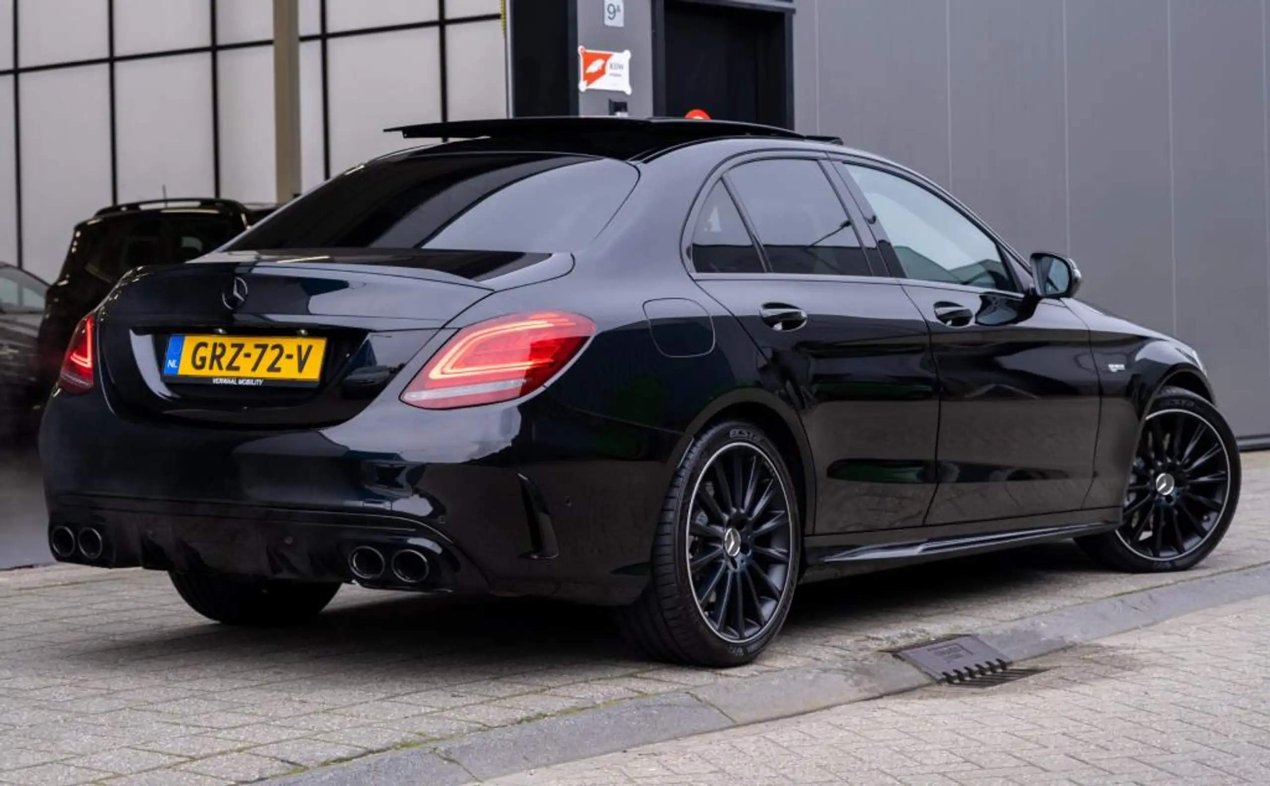 Mercedes-Benz - C 43 AMG