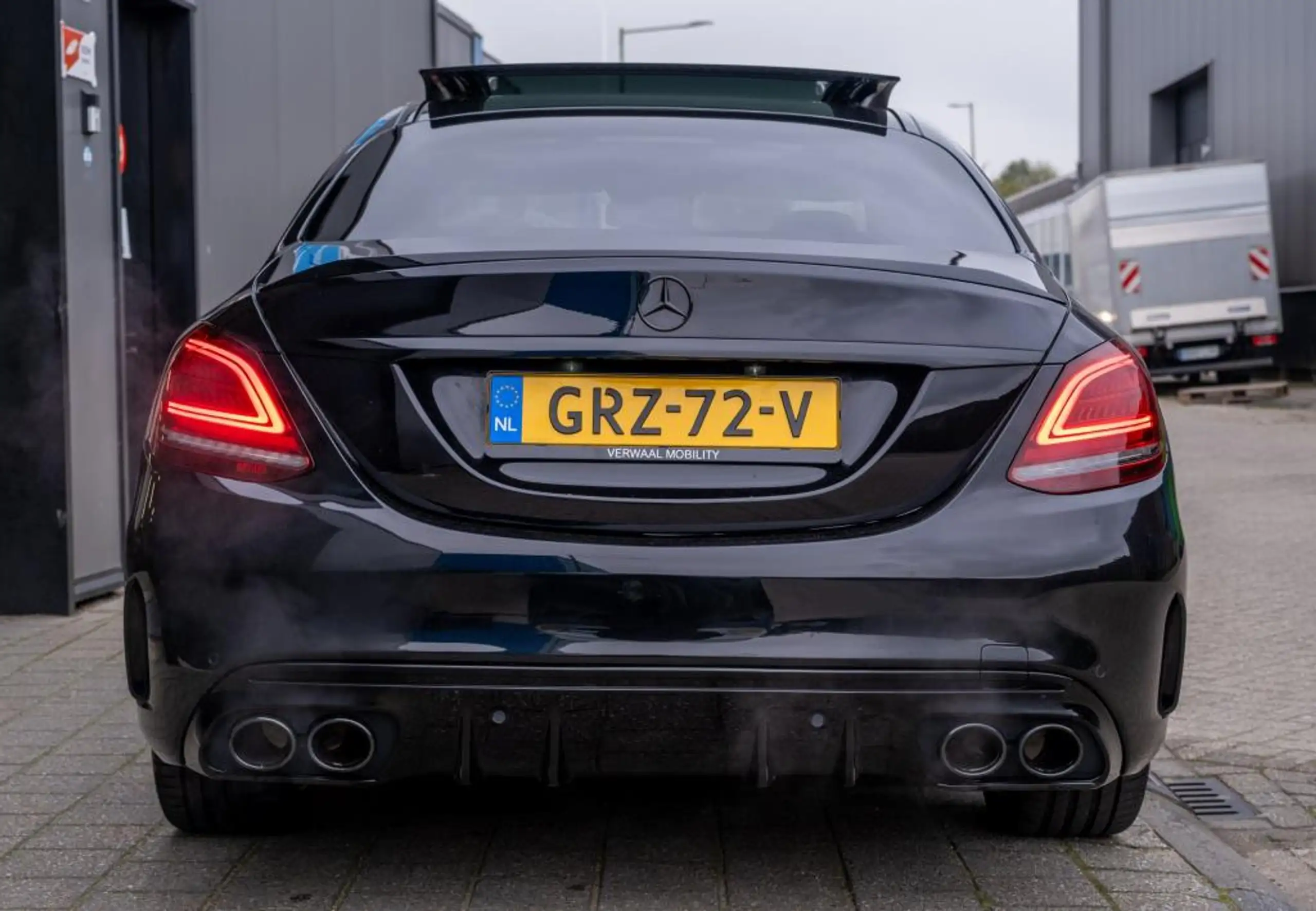 Mercedes-Benz - C 43 AMG