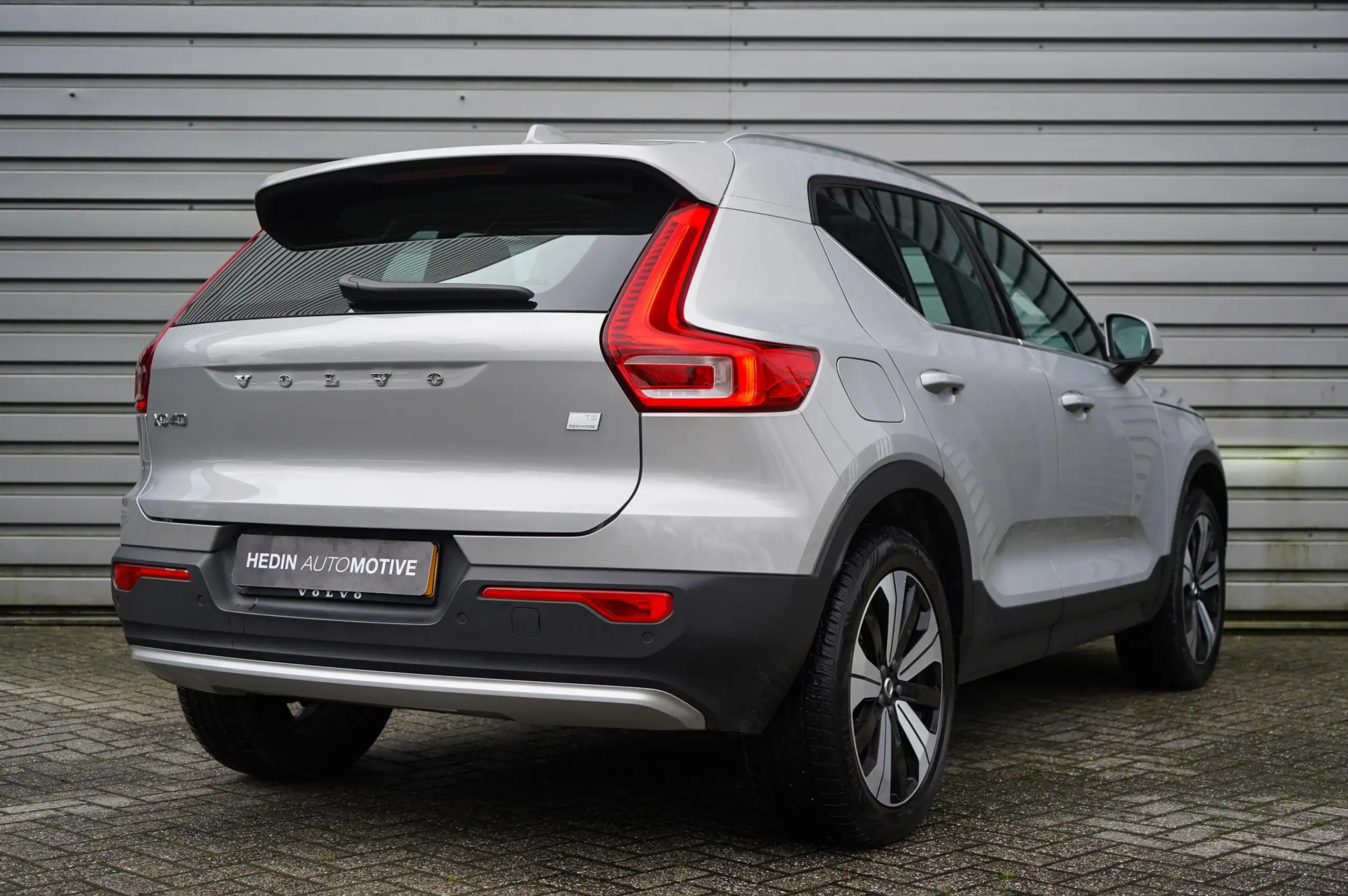 Volvo - XC40