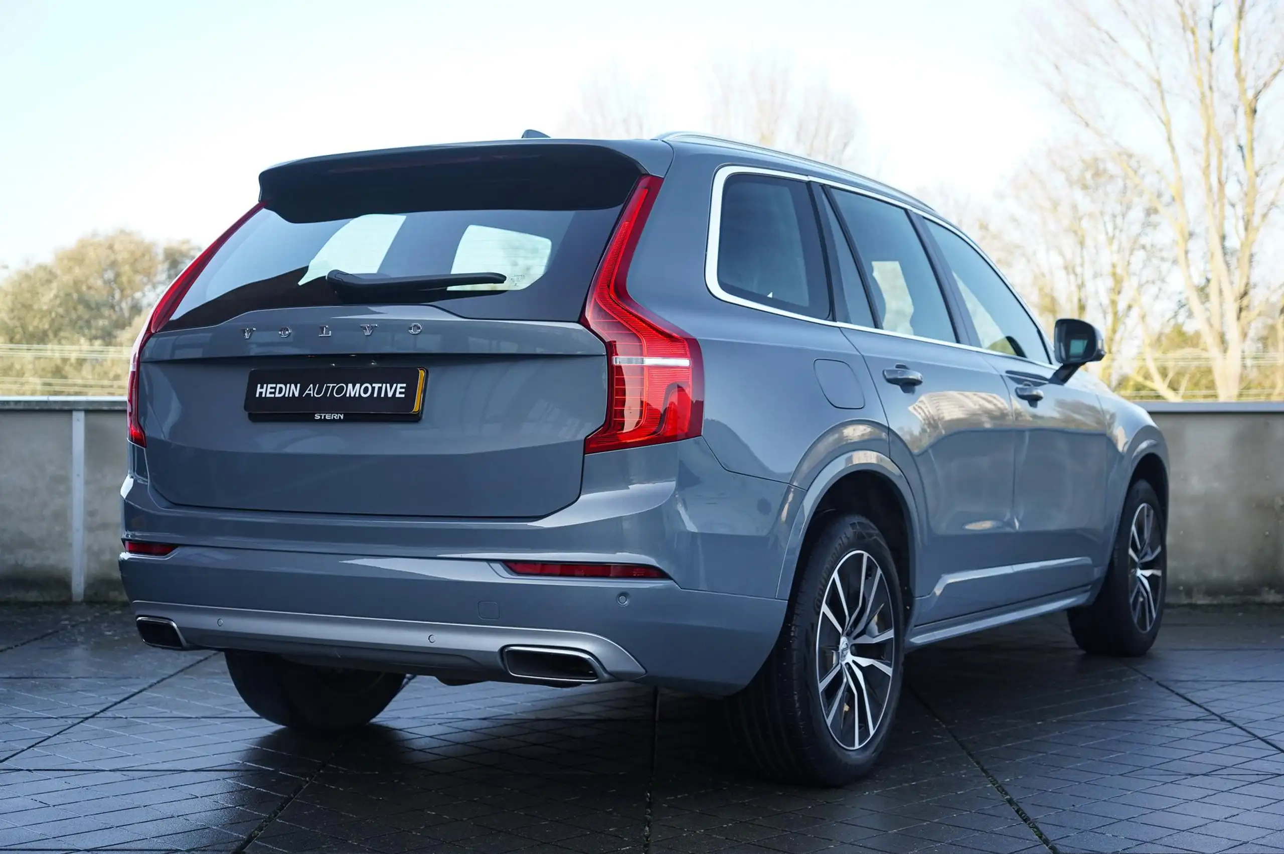 Volvo - XC90