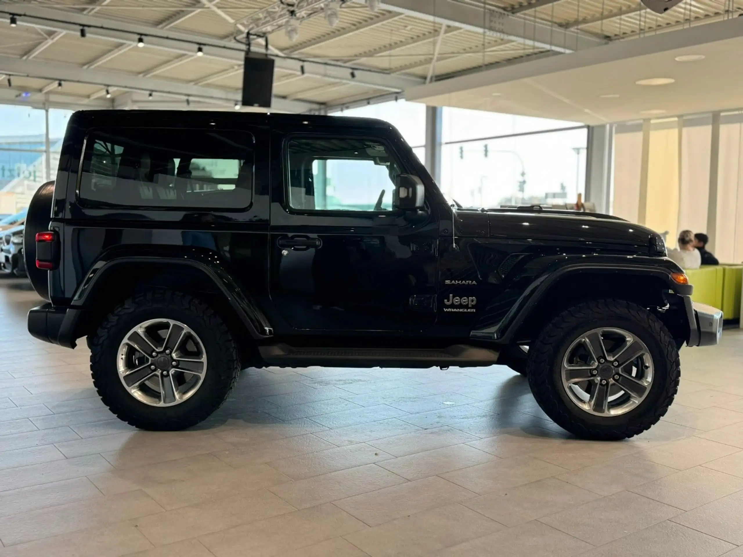 Jeep - Wrangler