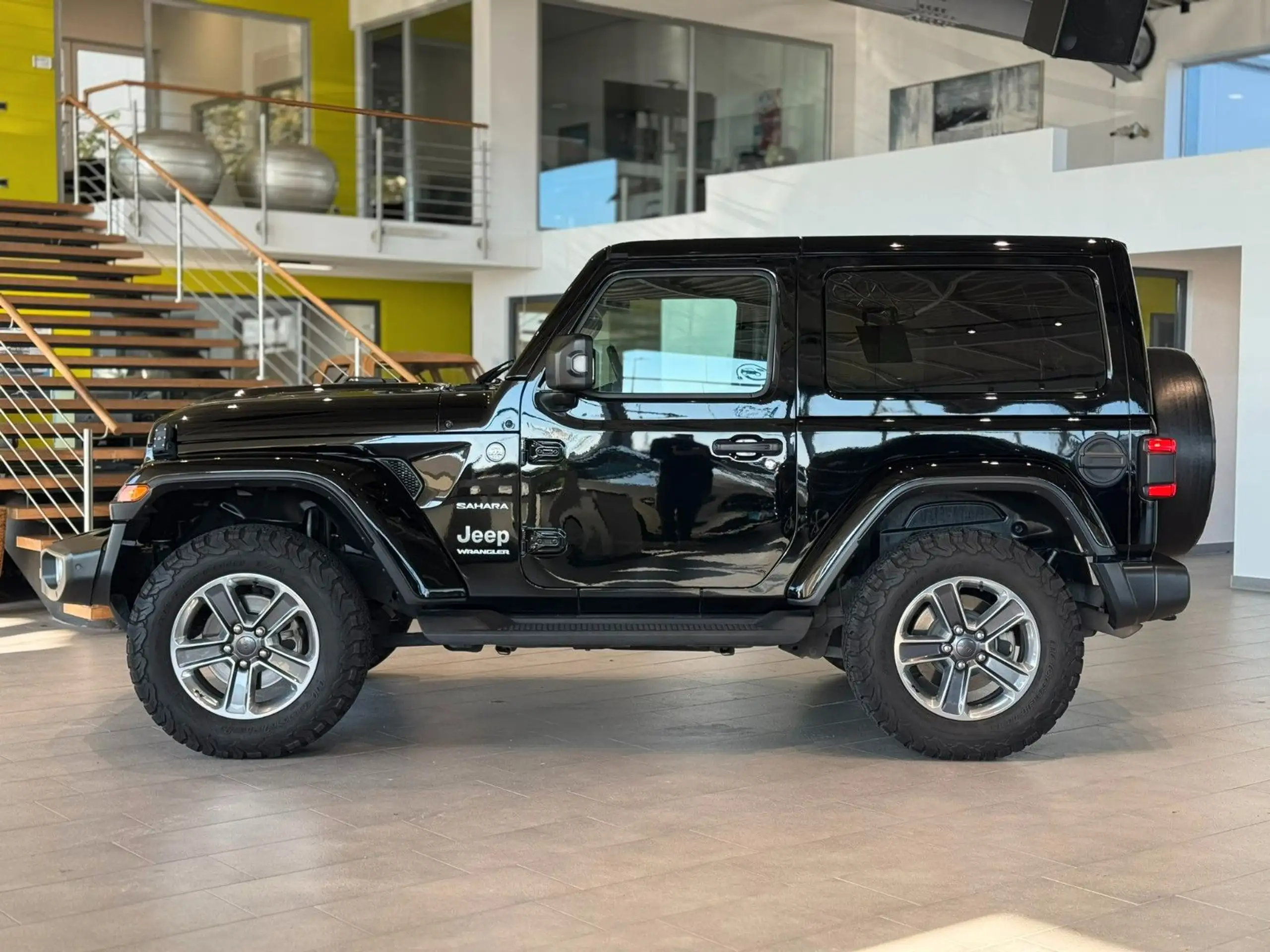 Jeep - Wrangler