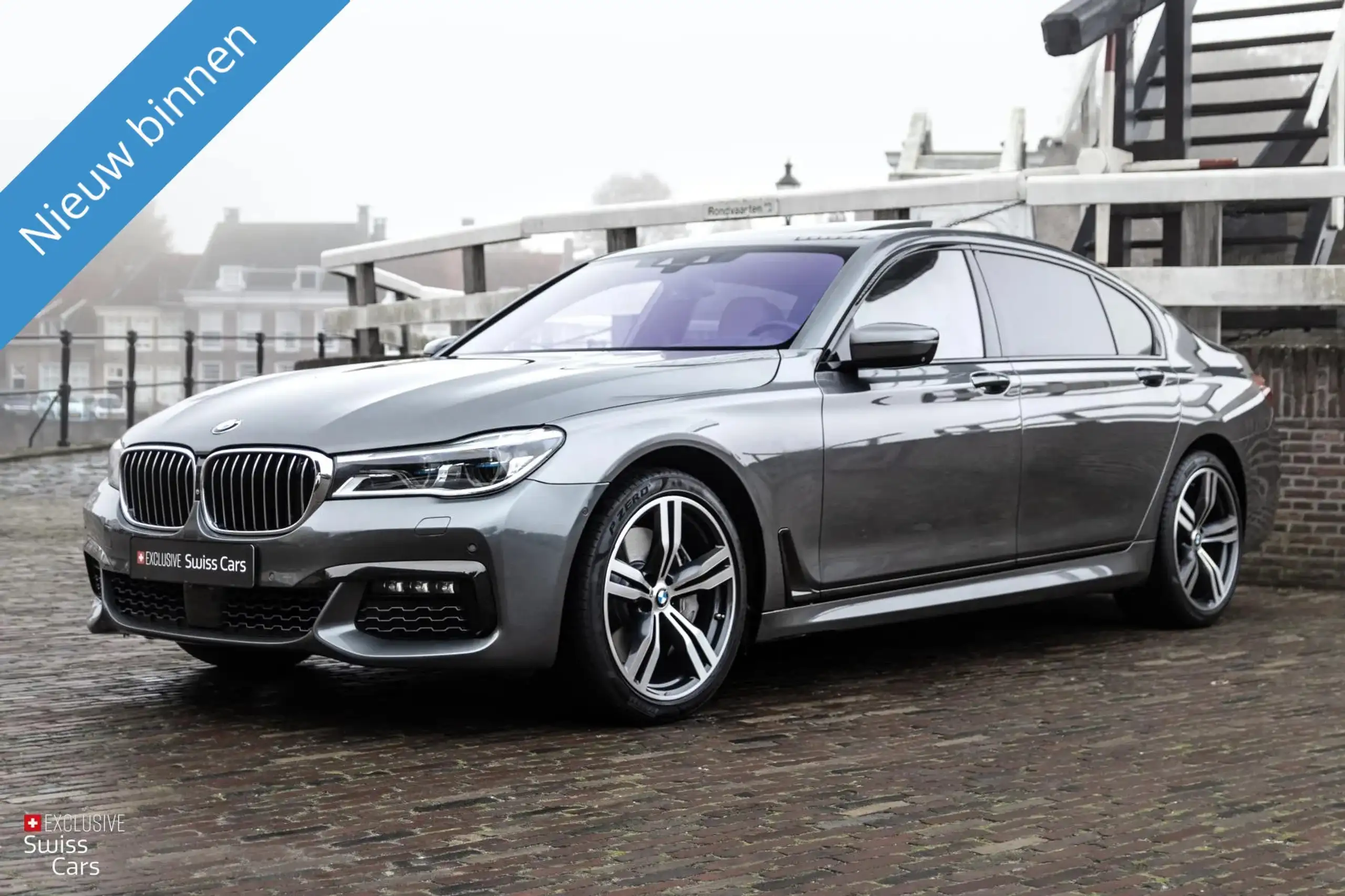 BMW 750 2016