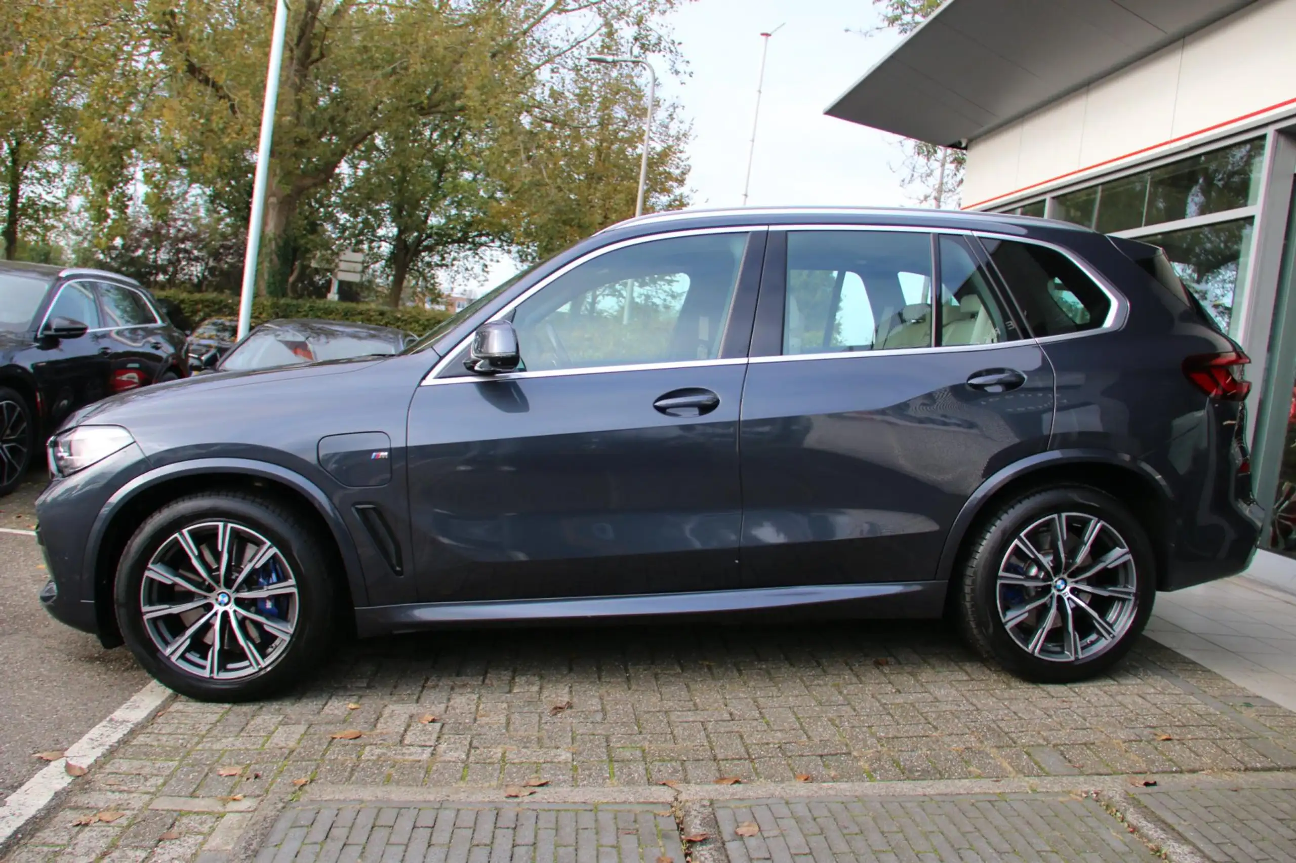 BMW - X5