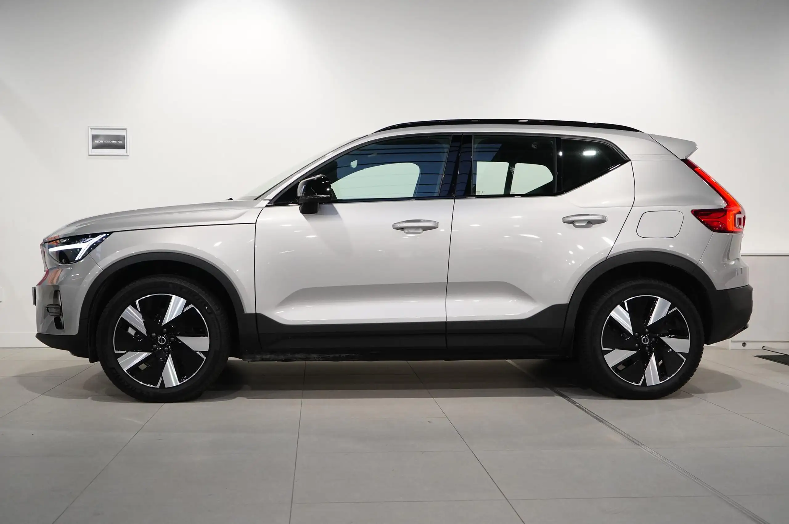 Volvo - XC40