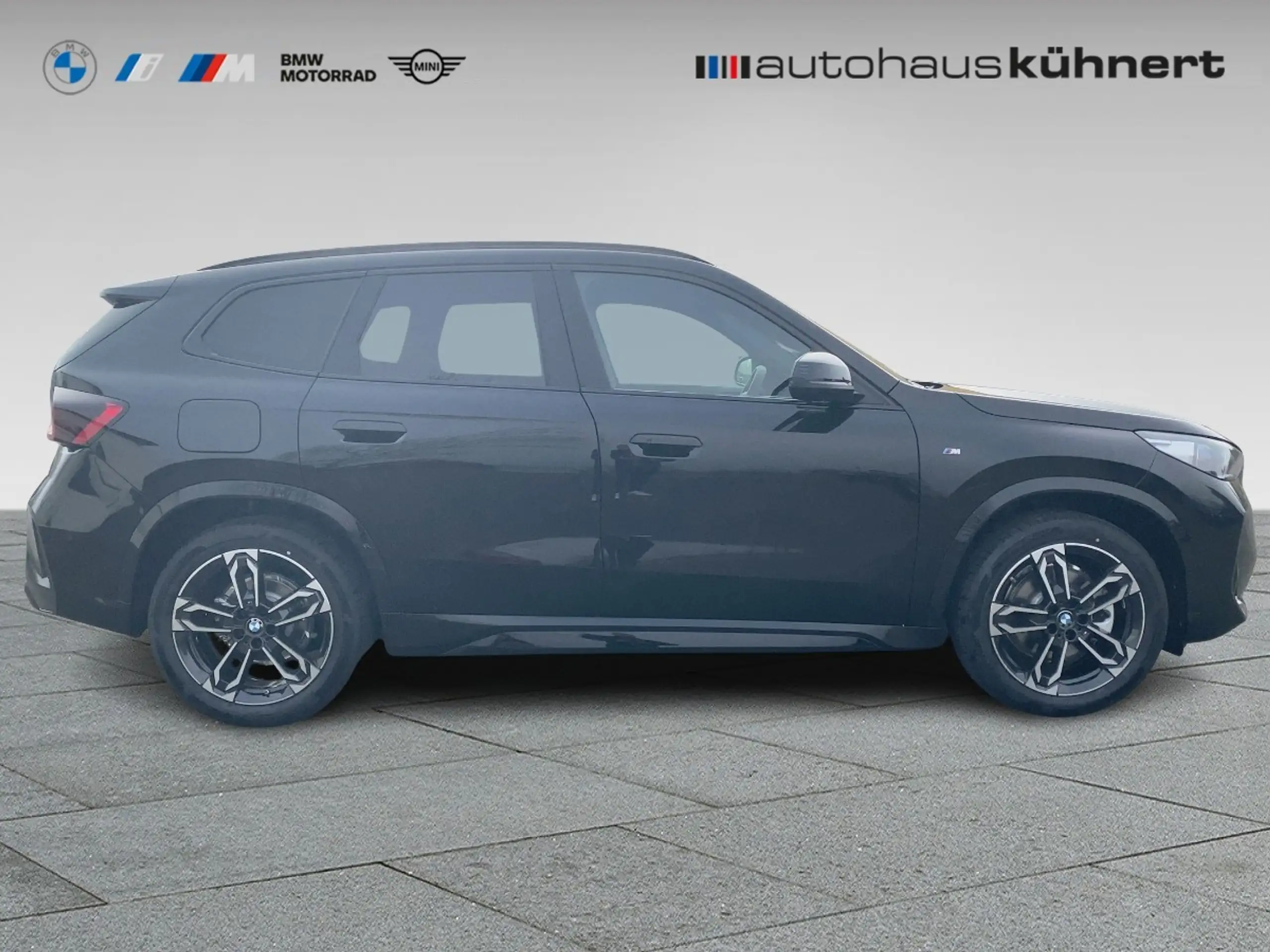 BMW - X1