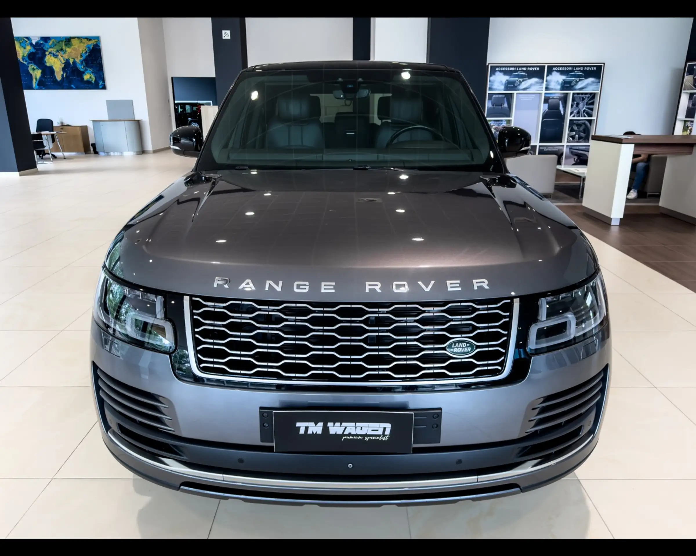 Land Rover - Range Rover